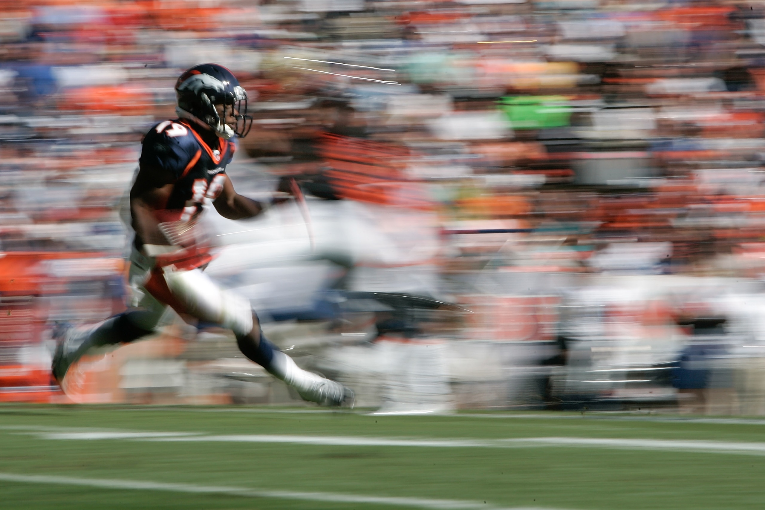 DENVER - SEPTEMBER 26:  Eddie Royal #19 of the Denver Broncos returns a punt against the Indianapolis Colts at INVESCO Field at Mile High on September 26, 2010 in Denver, Colorado.  (Photo by Justin Edmonds/Getty Images)