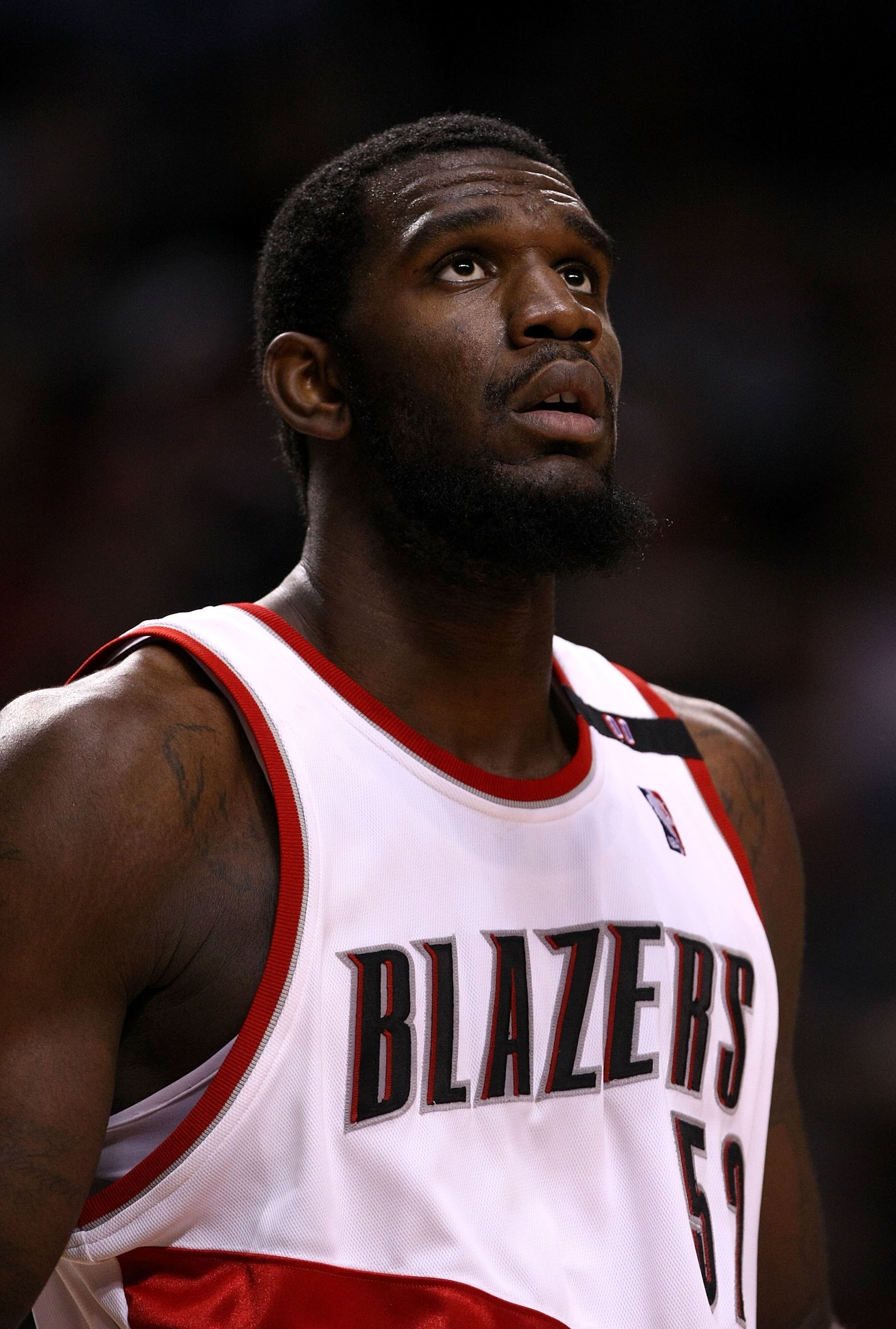 PORTLAND, OR - NOVEMBER 19: Greg Oden #52 of the Portland Trail Blazers rests during the game against the Chicago Bulls at the Rose Garden on November 6, 2008 in Portland, Oregon. NOTE TO USER: User expressly acknowledges and agrees that, by downloading PORTLAND, OR - NOVEMBER 19: Greg Oden #52 of the Portland Trail Blazers rests during the game against the Chicago Bulls at the Rose Garden on November 6, 2008 in Portland, Oregon. NOTE TO USER: User expressly acknowledges and agrees that, by downloading
