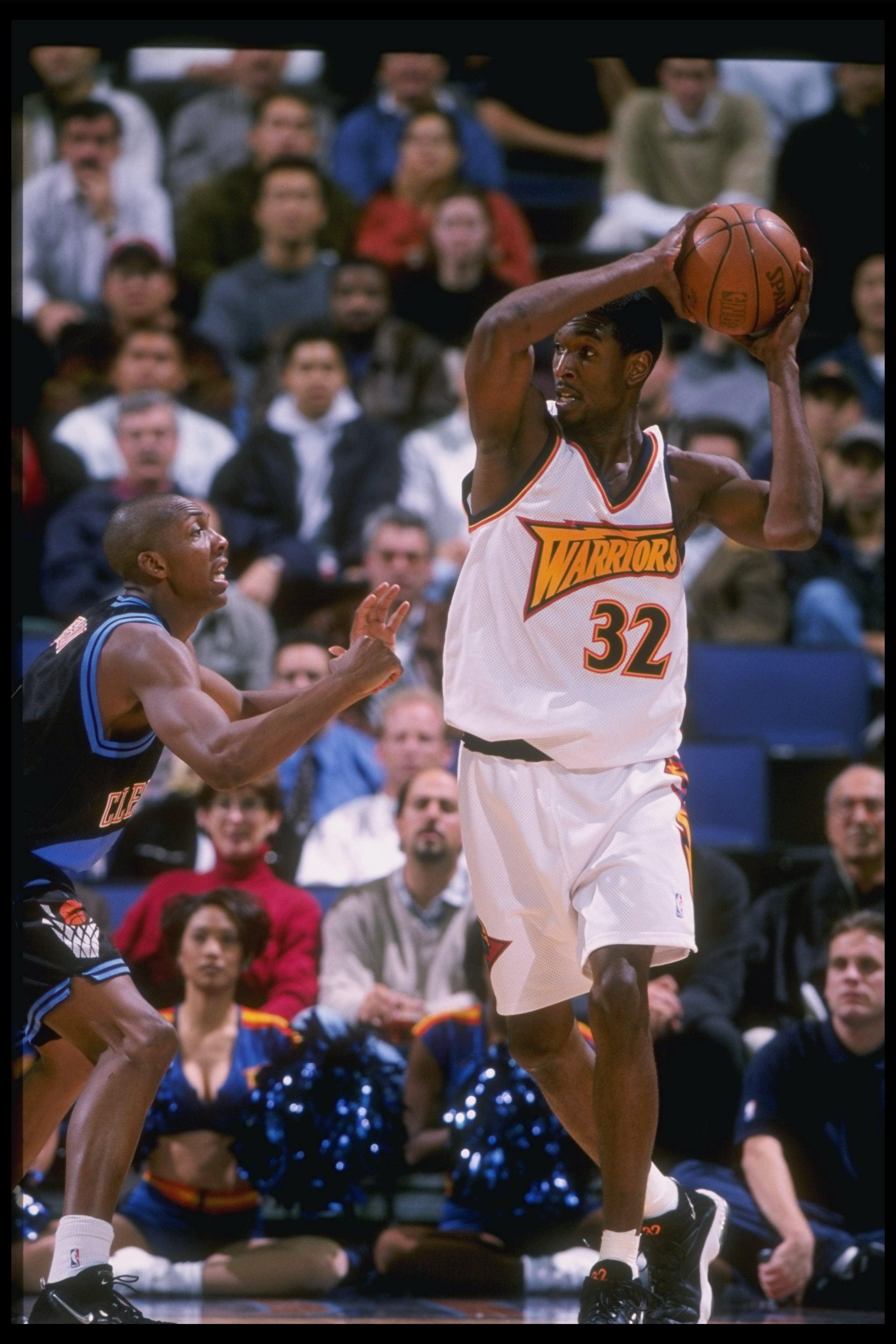 3 Dec 1997: Forward Joe Smith of the Golden State Warriors looks to pass the ball during a game against the Cleveland Cavaliers during a game at the Oakland Arena in Oakland, California. The Cavaliers won the game 95-67. 3 Dec 1997: Forward Joe Smith of the Golden State Warriors looks to pass the ball during a game against the Cleveland Cavaliers during a game at the Oakland Arena in Oakland, California. The Cavaliers won the game 95-67.