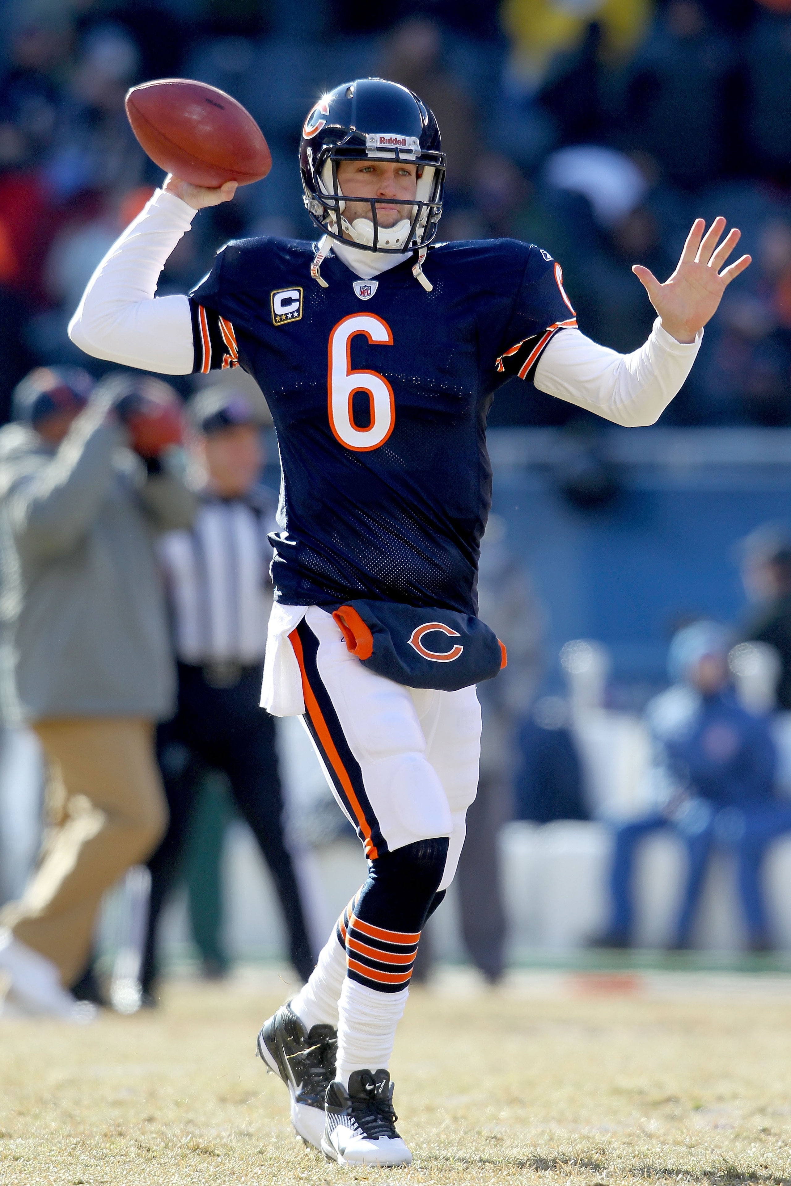 CHICAGO, IL - JANUARY 23: Quarterback Jay Cutler #6 of the Chicago Bears warms up before taking on the Green Bay Packers in the NFC Championship Game at Soldier Field on January 23, 2011 in Chicago, Illinois. (Photo by Andy Lyons/Getty Images) CHICAGO, IL - JANUARY 23: Quarterback Jay Cutler #6 of the Chicago Bears warms up before taking on the Green Bay Packers in the NFC Championship Game at Soldier Field on January 23, 2011 in Chicago, Illinois. (Photo by Andy Lyons/Getty Images)