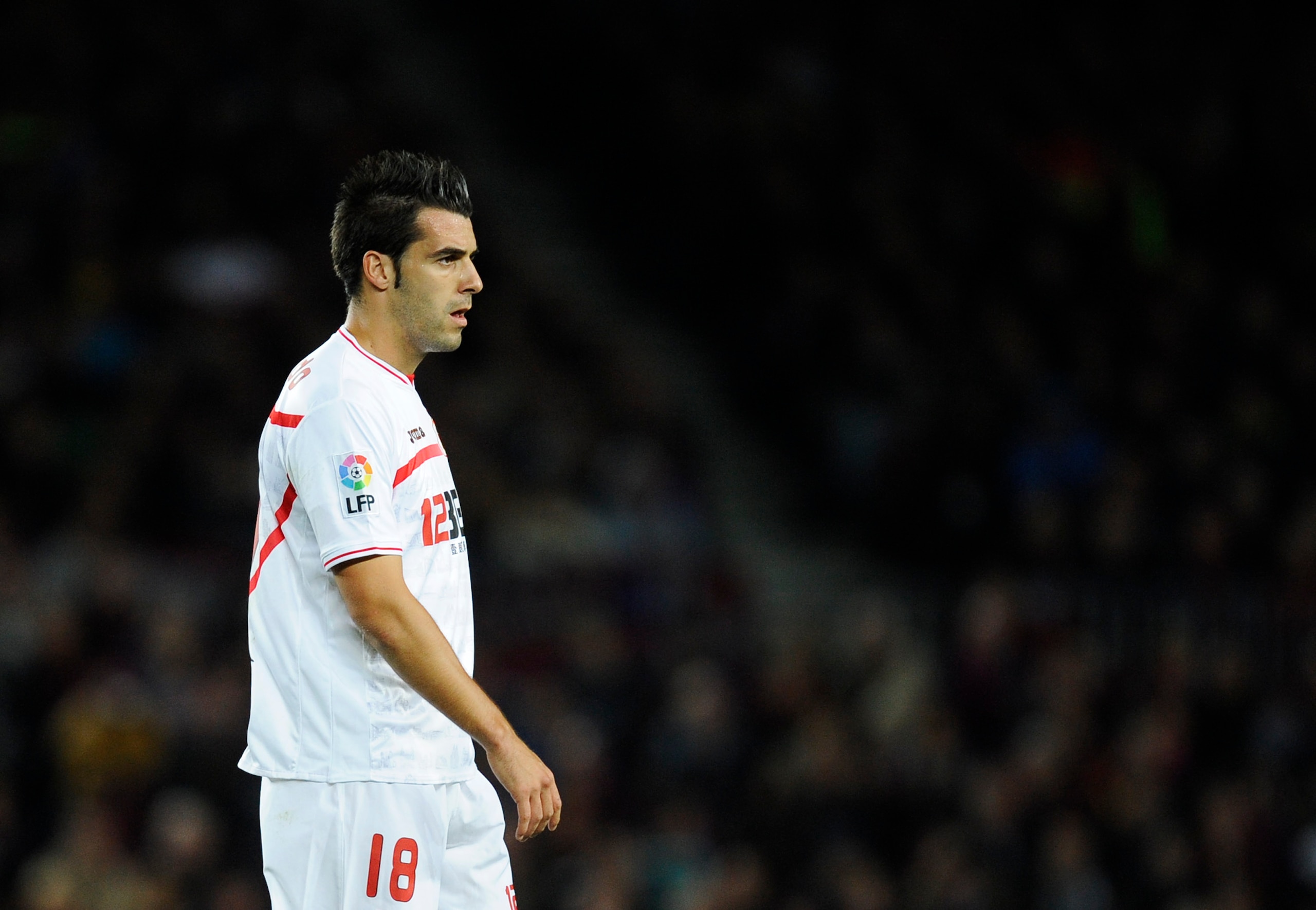 BARCELONA, SPAIN - OCTOBER 30: Alvaro Negredo of Sevilla FC looks on during the La Liga match between Barcelona and Sevilla FC on October 30, 2010 in Barcelona, Spain. Barcelona won the match 5-0. (Photo by David Ramos/Getty Images) BARCELONA, SPAIN - OCTOBER 30: Alvaro Negredo of Sevilla FC looks on during the La Liga match between Barcelona and Sevilla FC on October 30, 2010 in Barcelona, Spain. Barcelona won the match 5-0. (Photo by David Ramos/Getty Images)