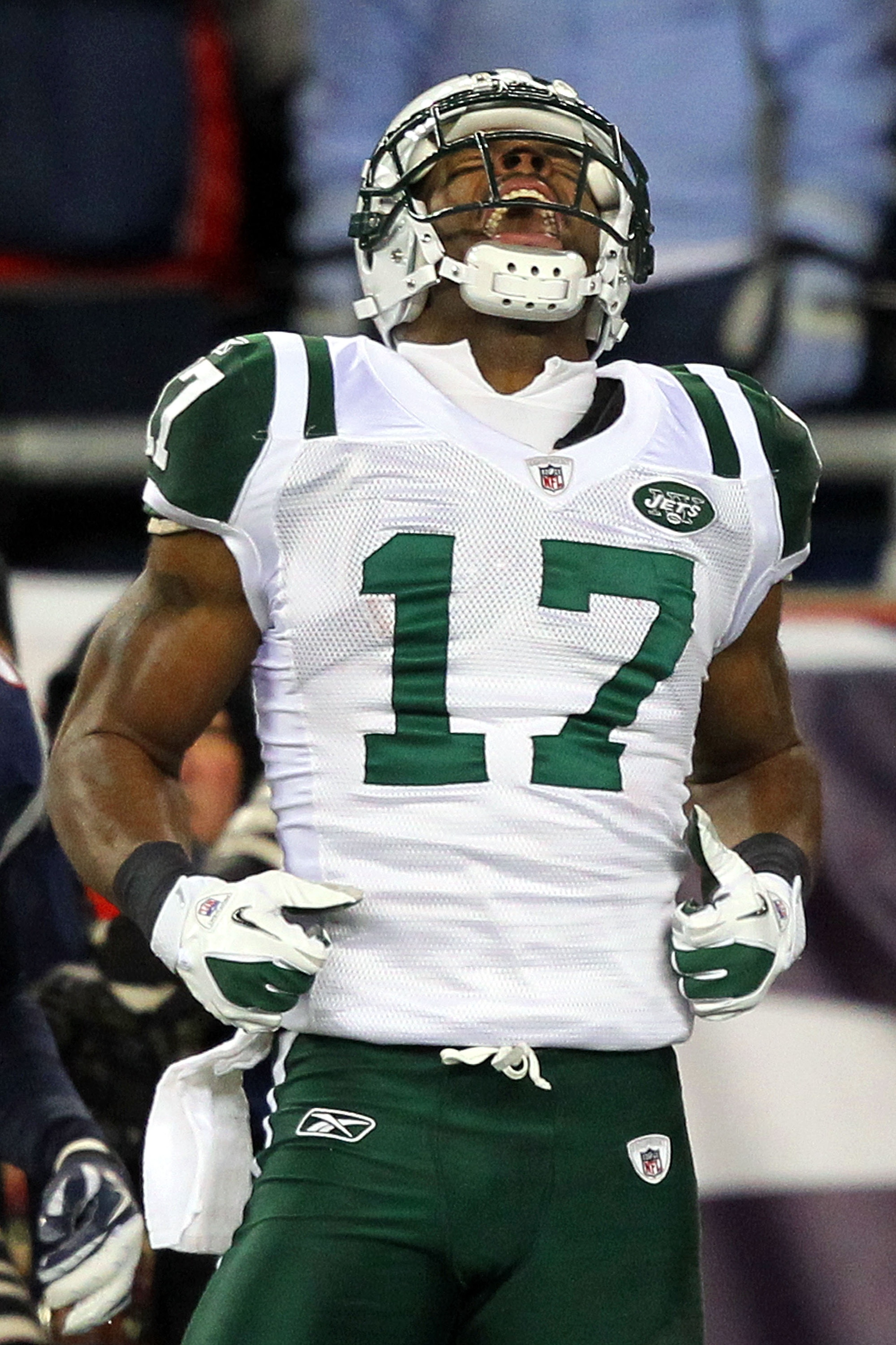 FOXBORO, MA - JANUARY 16:  Braylon Edwards #17 of the New York Jets celebrates after catching a pass during their 2011 AFC divisional playoff game against the New England Patriots at Gillette Stadium on January 16, 2011 in Foxboro, Massachusetts.  (Photo