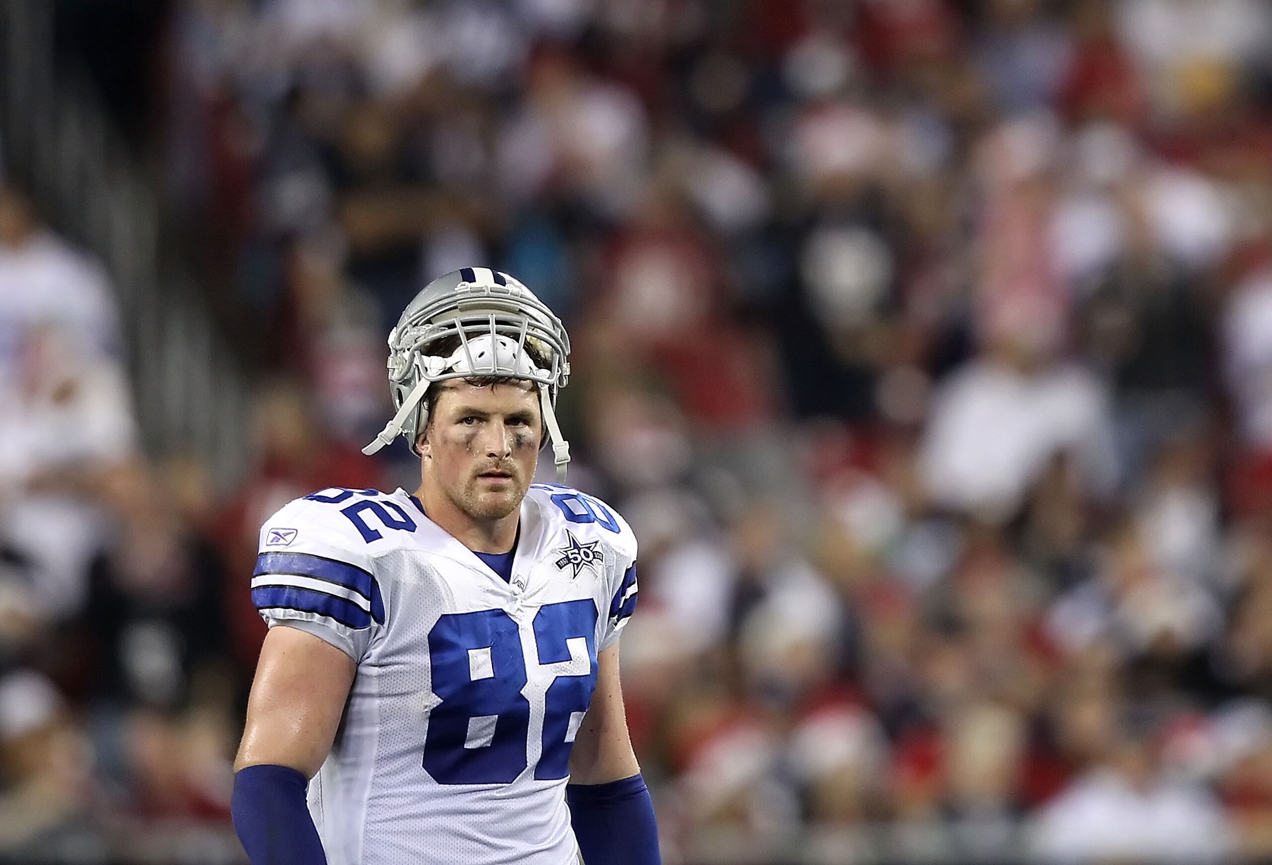 GLENDALE, AZ - DECEMBER 25:  Tight end Jason Witten #82 of the Dallas Cowboys stands on the field during the NFL game against the Arizona Cardinals at the University of Phoenix Stadium on December 25, 2010 in Glendale, Arizona. The Cardinals defeated the