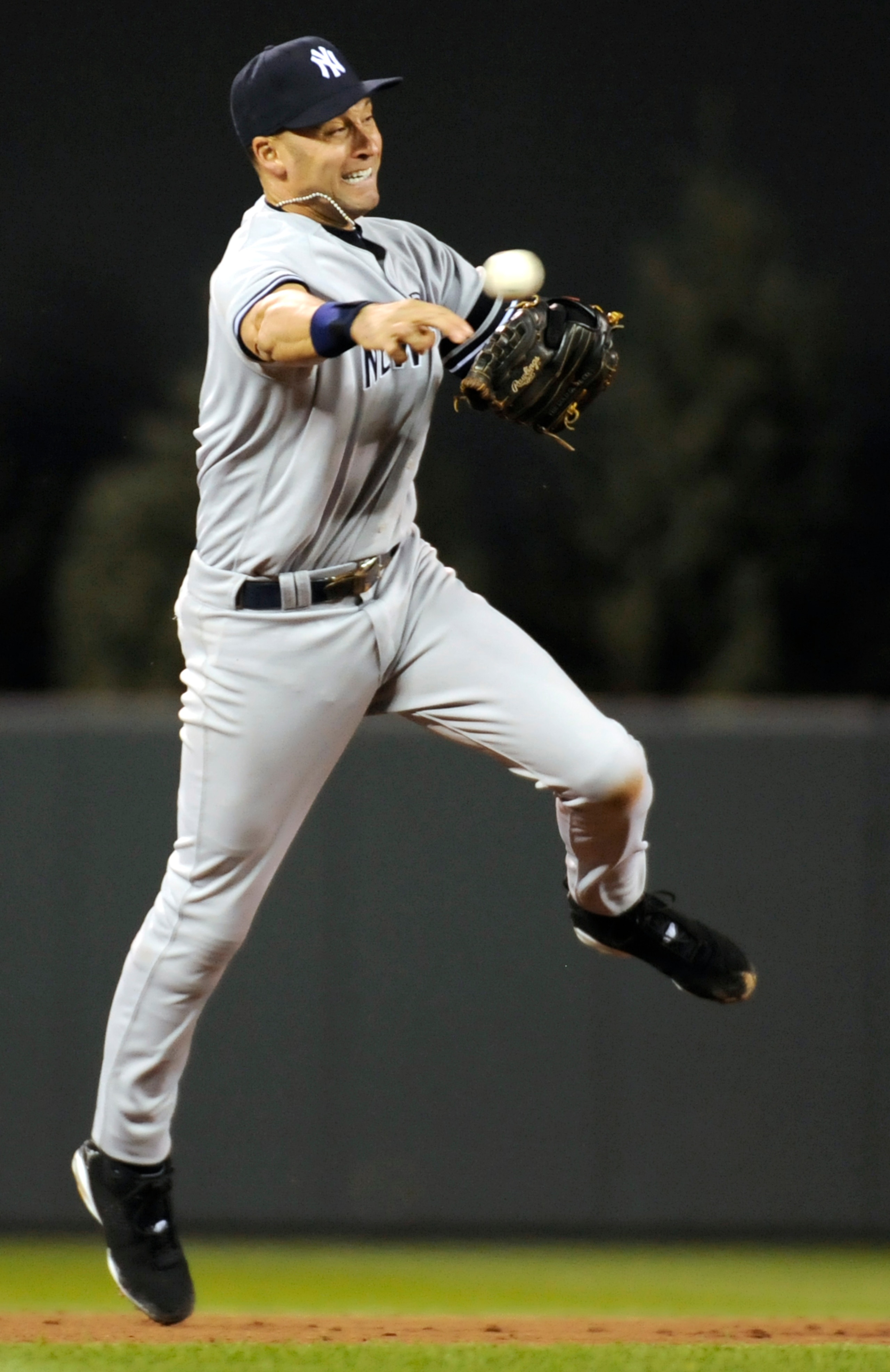 MINNEAPOLIS, MN - OCTOBER 6: Derek Jeter #2 of the New York Yankees throws to first during game one of the ALDS against the Minnesota Twins on October 6, 2010 at Target Field in Minneapolis, Minnesota. (Photo by Hannah Foslien/Getty Images) MINNEAPOLIS, MN - OCTOBER 6: Derek Jeter #2 of the New York Yankees throws to first during game one of the ALDS against the Minnesota Twins on October 6, 2010 at Target Field in Minneapolis, Minnesota. (Photo by Hannah Foslien/Getty Images)