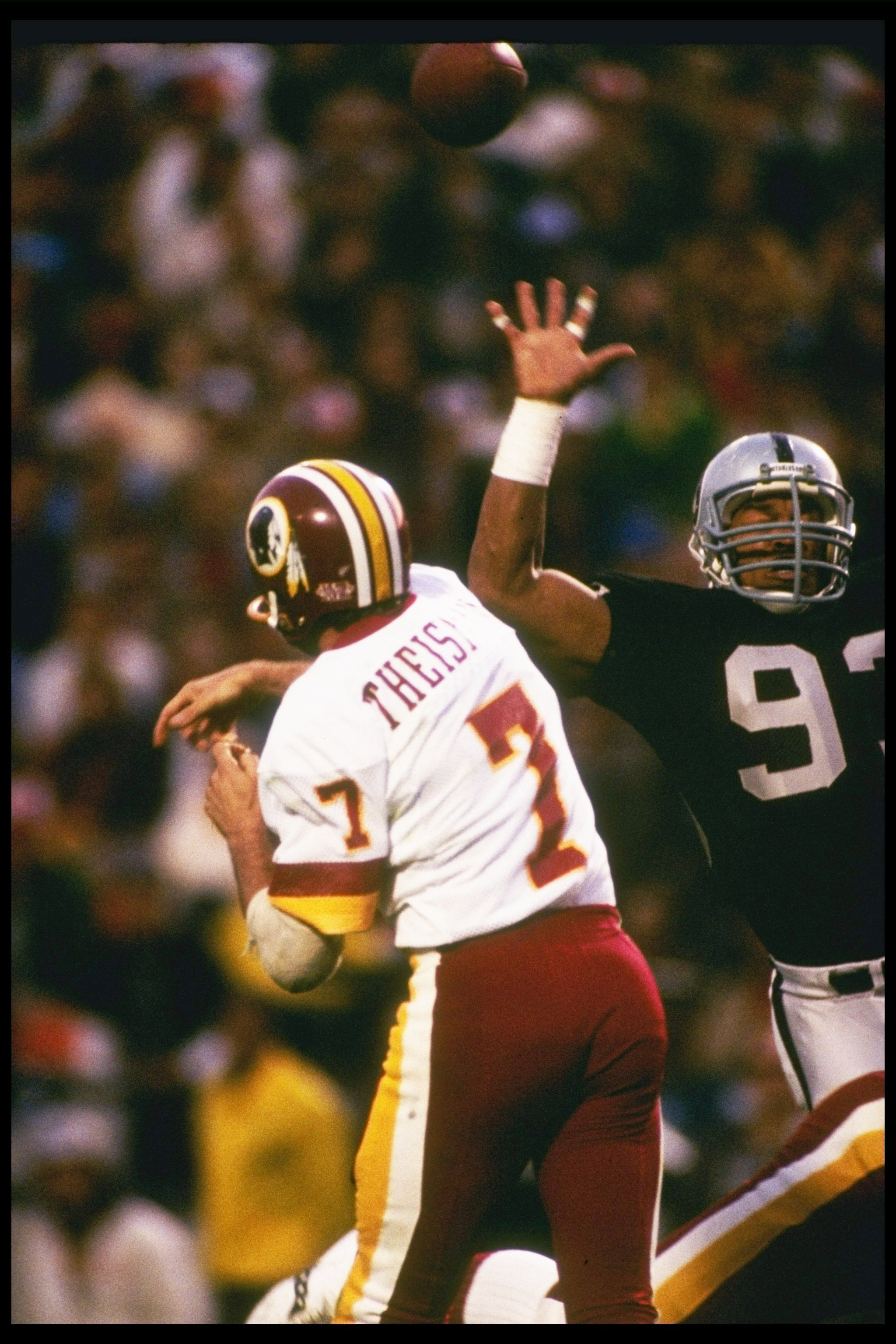 The Players' Tribune on X: On this day in 1984, Super Bowl XVIII was  dominated by the Los Angeles Raiders and Marcus Allen. Defeating the  Washington Redskins 38-9.  / X