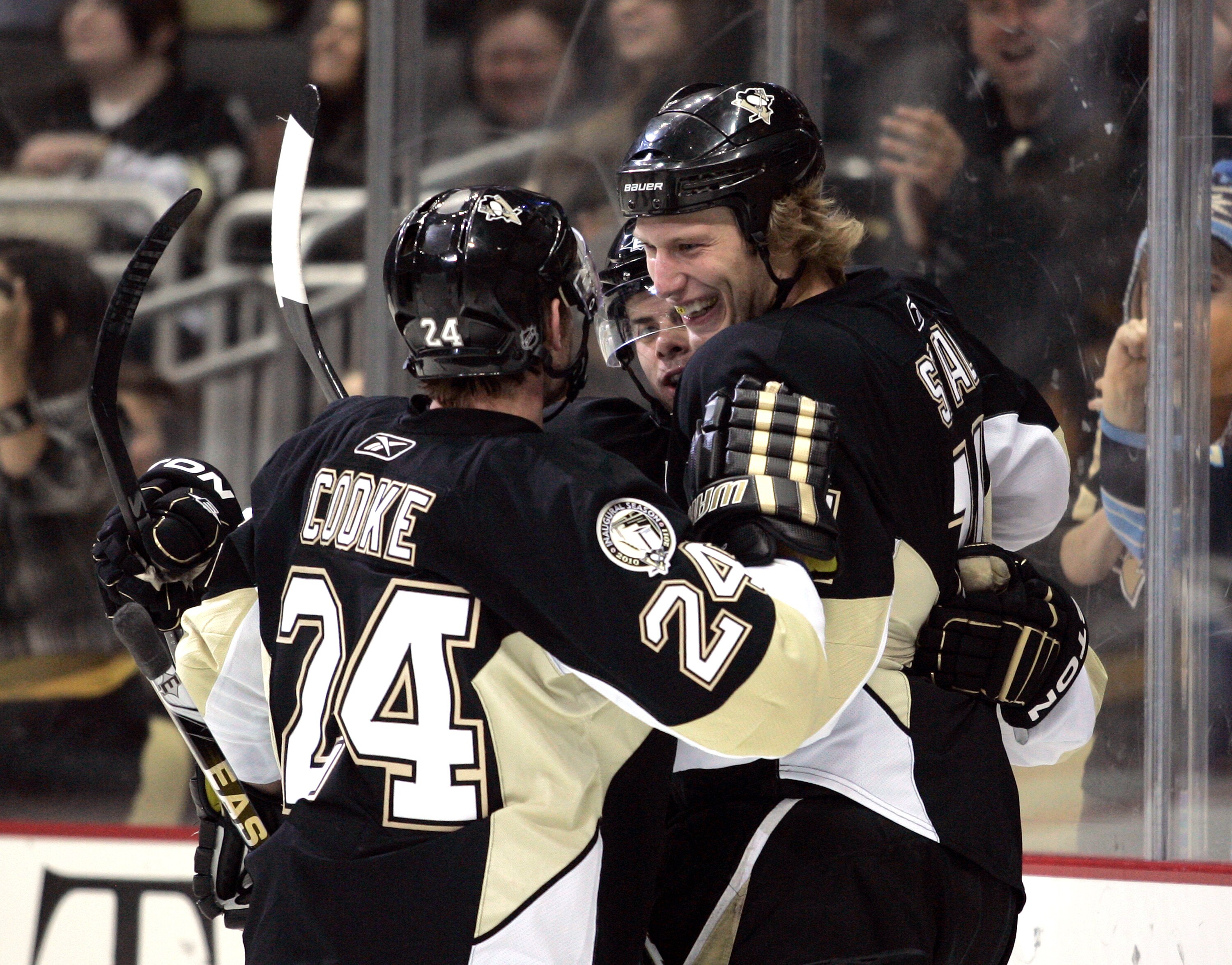 PITTSBURGH, PA - JANUARY 18:  Jordan Staal #11 of the Pittsburgh Penguins celebrates his first period goal against the Detroit Red Wings at Consol Energy Center on January 18, 2011 in Pittsburgh, Pennsylvania.  (Photo by Justin K. Aller/Getty Images)