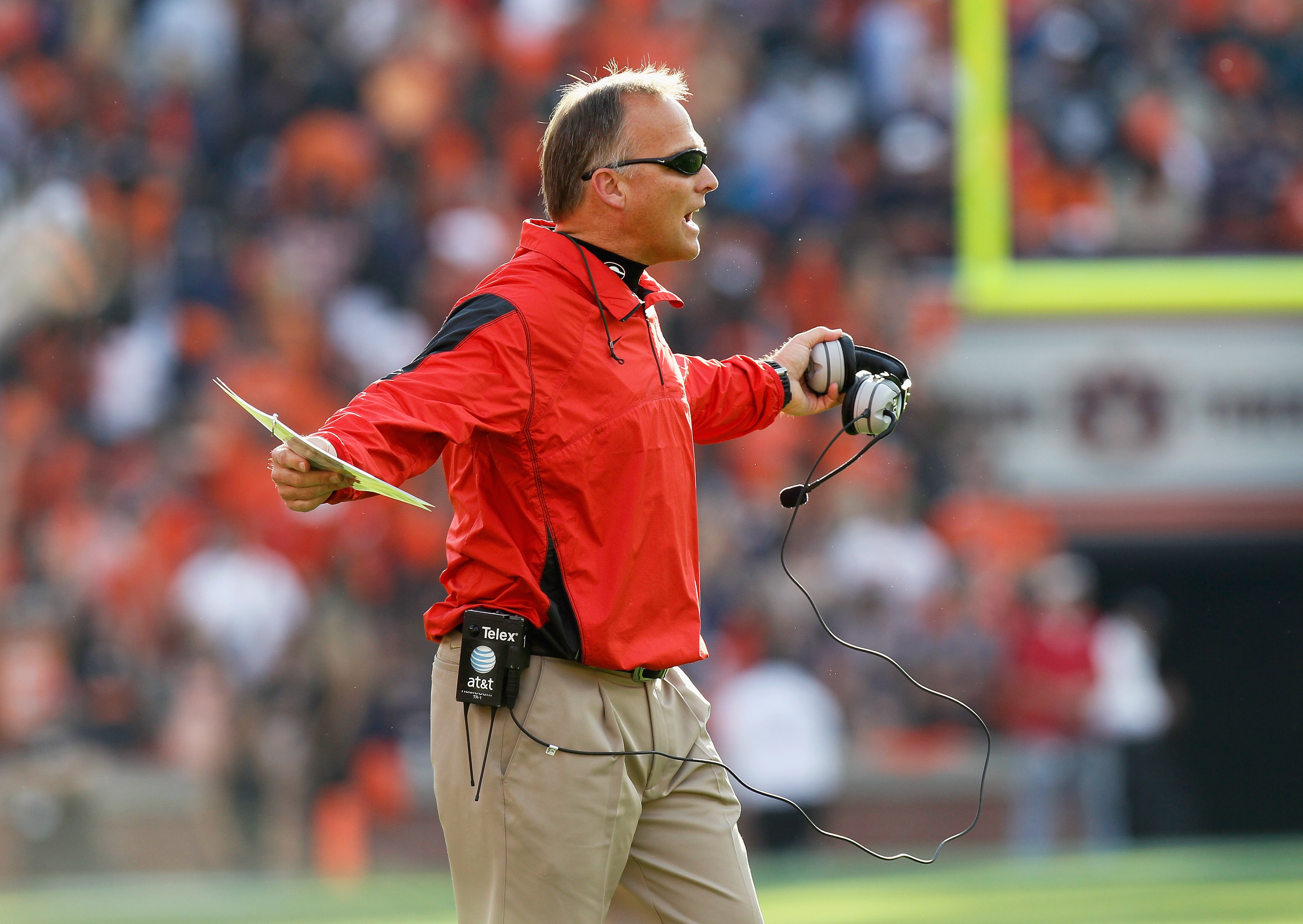 AUBURN, AL - NOVEMBER 13:  Head coach Mark Richt of the Georgia Bulldogs against the Auburn Tigers at Jordan-Hare Stadium on November 13, 2010 in Auburn, Alabama.  (Photo by Kevin C. Cox/Getty Images)