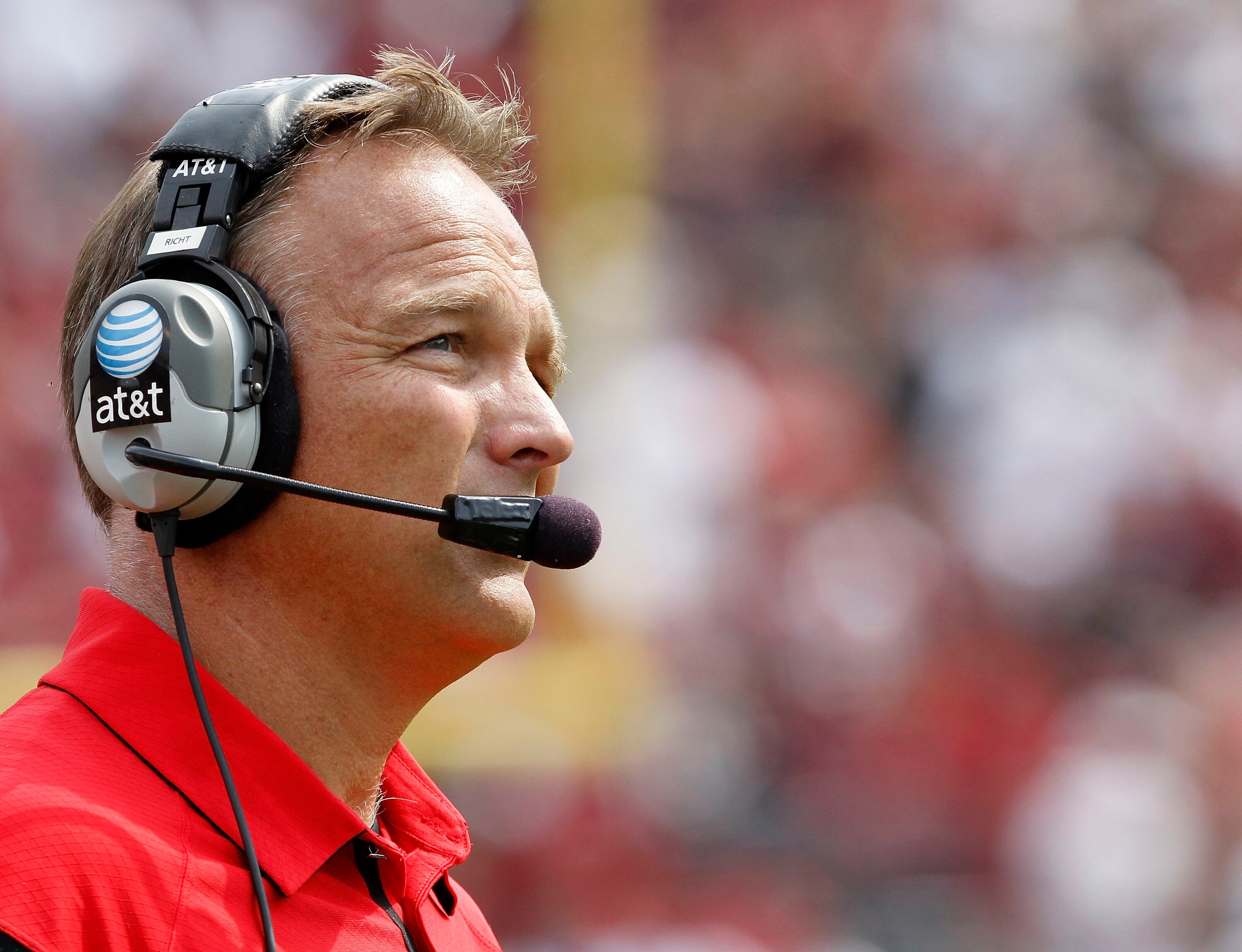 COLUMBIA, SC - SEPTEMBER 11:  Georgia Bulldogs head coach Mark Richt watches the action on the field during the game against the South Carolina Gamecocks at Williams-Brice Stadium on September 11, 2010 in Columbia, South Carolina.  (Photo by Mike Zarrilli