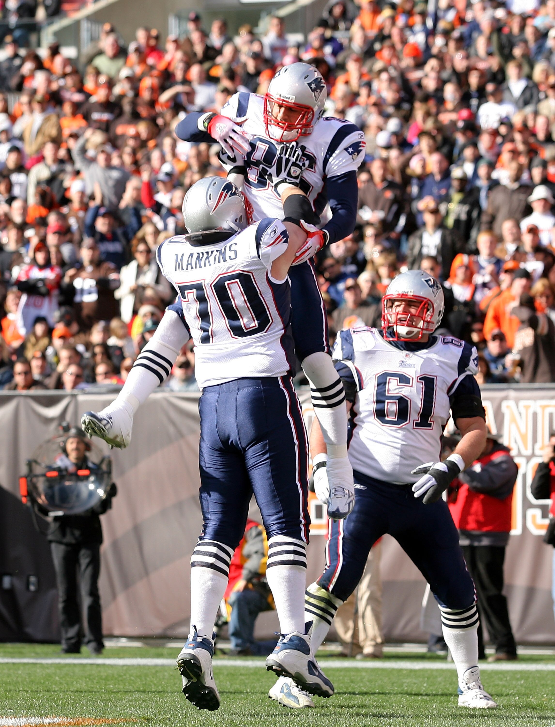 CLEVELAND - NOVEMBER 07: Tight end Aaron Hernandez #85 of the New England Patriots celebrates with Logan Mankins #70 and Stephen Neal #61 after scoring a touchdown against the Cleveland Browns at Cleveland Browns Stadium on November 7, 2010 in Cleveland, CLEVELAND - NOVEMBER 07: Tight end Aaron Hernandez #85 of the New England Patriots celebrates with Logan Mankins #70 and Stephen Neal #61 after scoring a touchdown against the Cleveland Browns at Cleveland Browns Stadium on November 7, 2010 in Cleveland,
