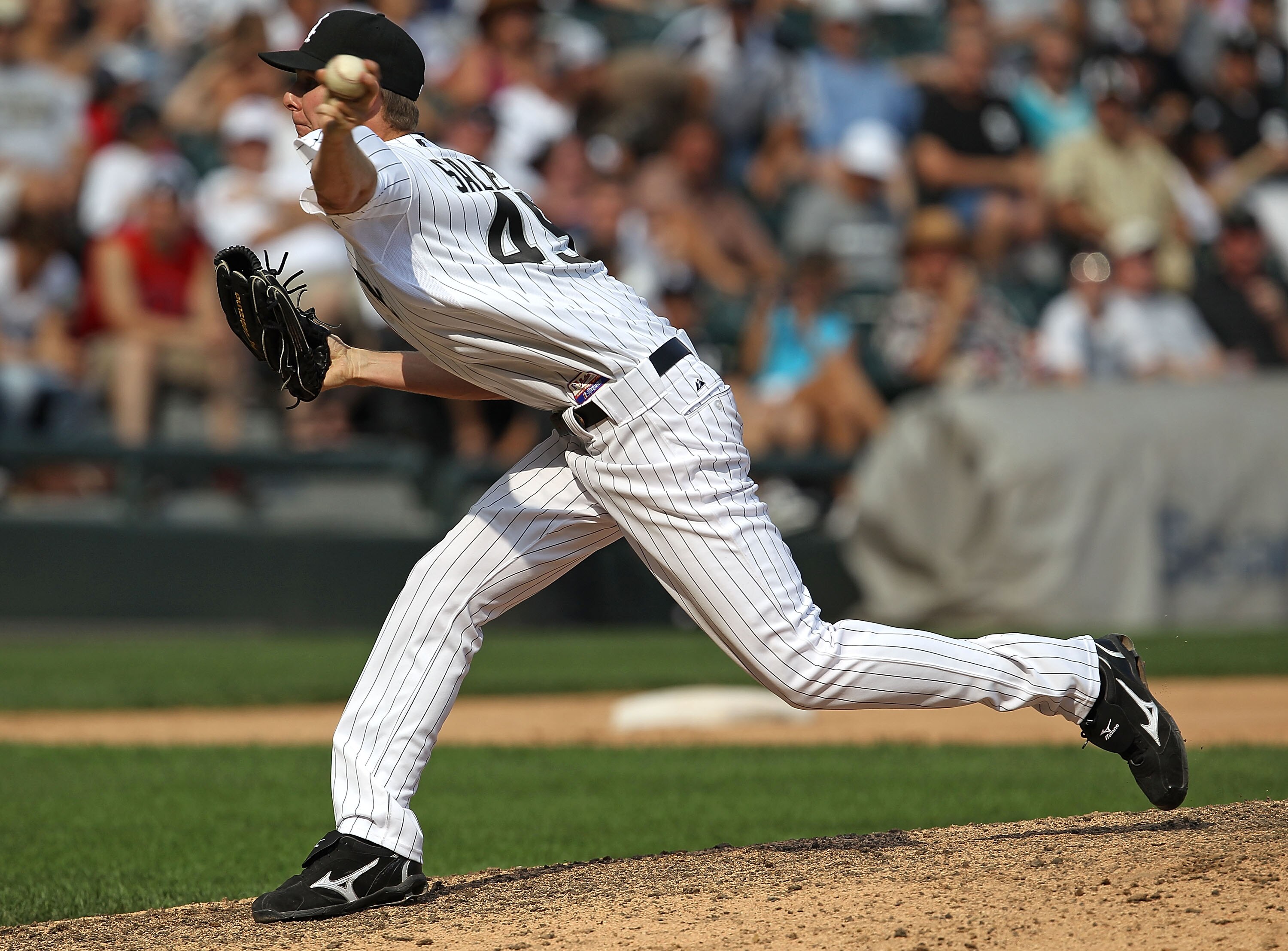 CHICAGO - AUGUST 29: Chris Sale #49 of the Chicago White Sox pitches against the New York Yankees at U.S. Cellular Field on August 29, 2010 in Chicago, Illinois. The Yankees defeated the White Sox 2-1. (Photo by Jonathan Daniel/Getty Images)