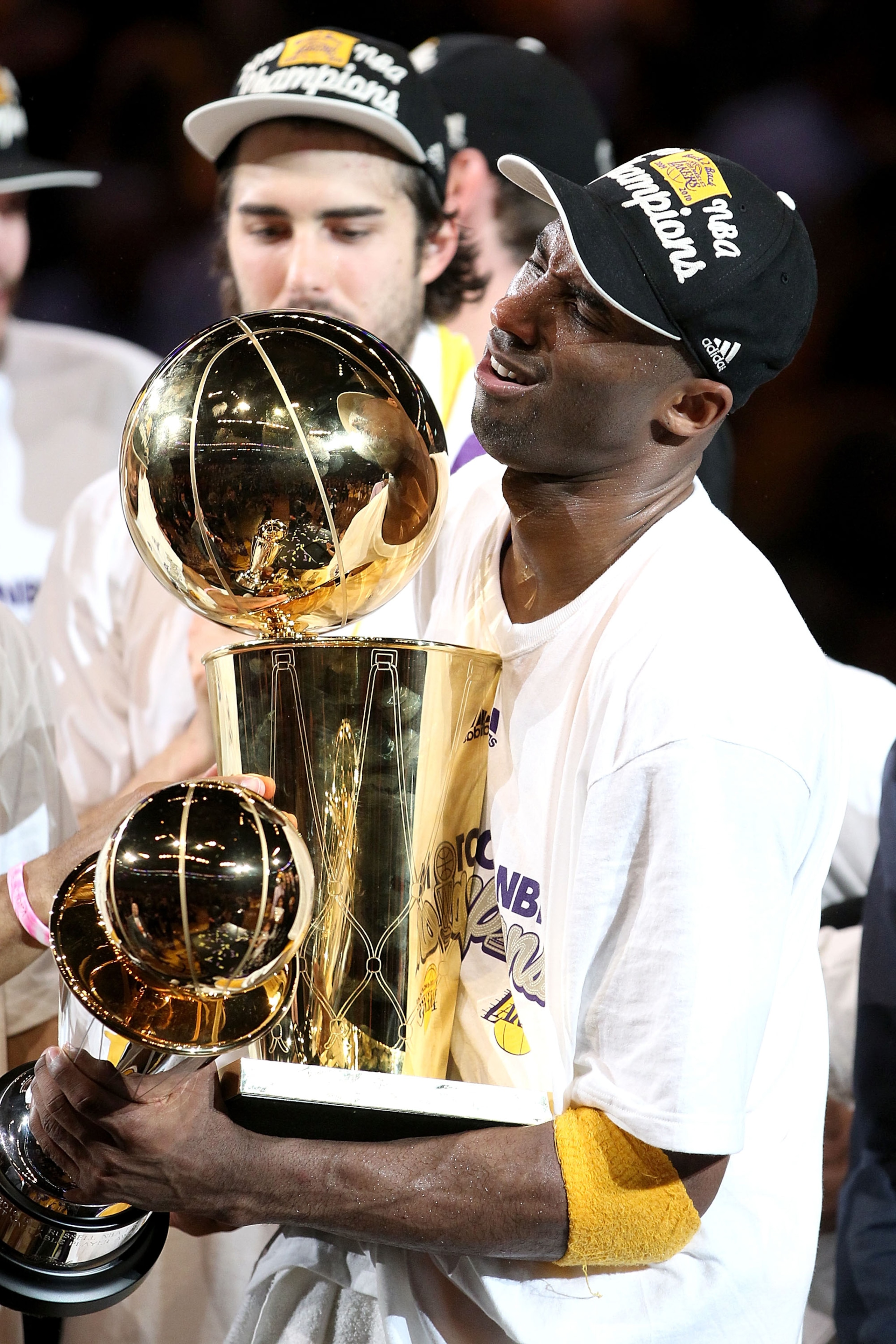 LOS ANGELES, CA - JUNE 17: Kobe Bryant #24 of the Los Angeles Lakers struggles to hold both the Larry O'Brien trophy and the MVP trophy after the Lakers defeated the Boston Celtics in Game Seven of the 2010 NBA Finals at Staples Center on June 17, 2010 i LOS ANGELES, CA - JUNE 17: Kobe Bryant #24 of the Los Angeles Lakers struggles to hold both the Larry O'Brien trophy and the MVP trophy after the Lakers defeated the Boston Celtics in Game Seven of the 2010 NBA Finals at Staples Center on June 17, 2010 i