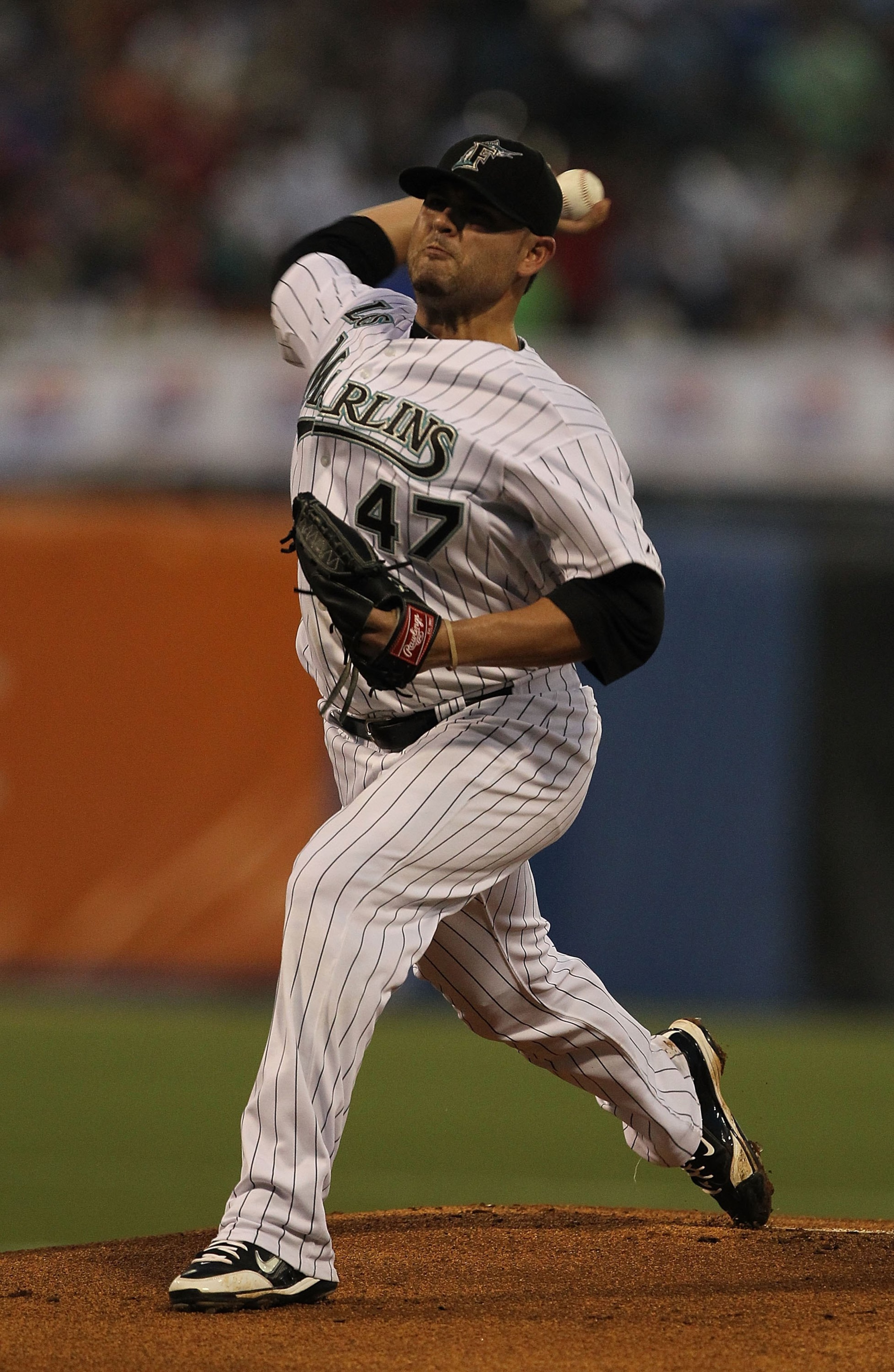 SAN JUAN, PUERTO RICO - JUNE 28:  Ricky Nolasco #47 of the Florida Marlins  pitches against The New York mets during their game at Hiram Bithorn Stadium on June 28, 2010 in San Juan, Puerto Rico.  (Photo by Al Bello/Getty Images)