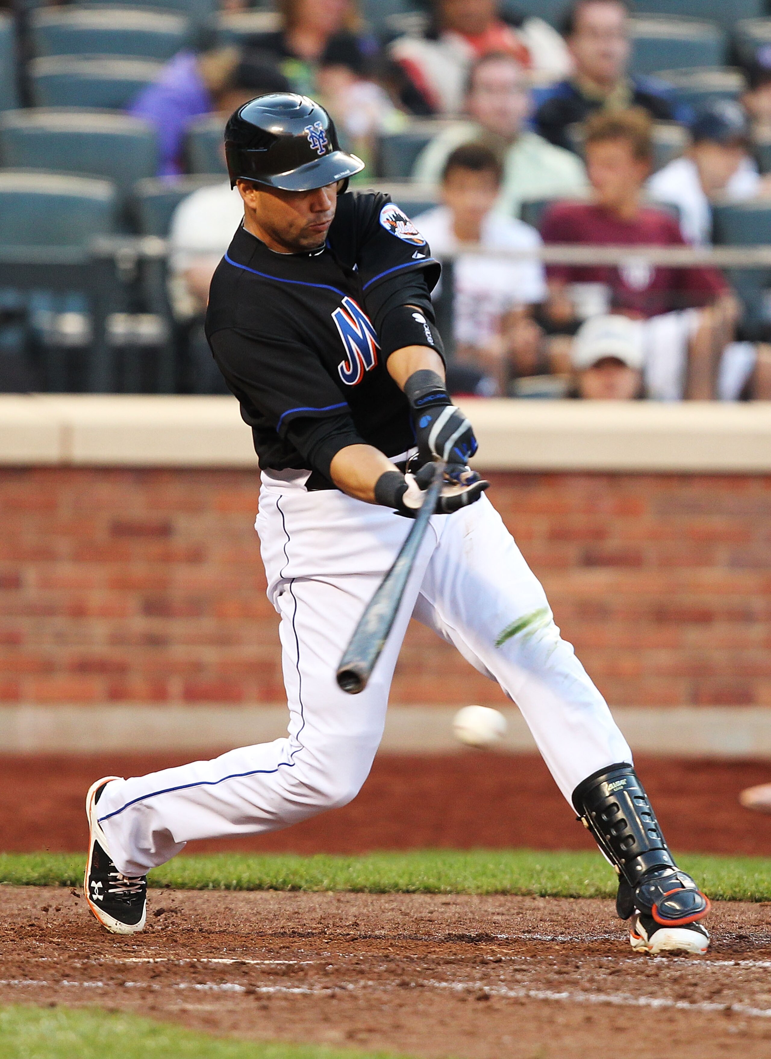 NEW YORK - SEPTEMBER 18: Carlos Beltran #15 of the New York Mets in action against the Atlanta Braves during their game on September 18, 2010 at Citi Field in the Flushing neighborhood of the Queens borough of New York City. (Photo by Al Bello/Getty Ima NEW YORK - SEPTEMBER 18: Carlos Beltran #15 of the New York Mets in action against the Atlanta Braves during their game on September 18, 2010 at Citi Field in the Flushing neighborhood of the Queens borough of New York City. (Photo by Al Bello/Getty Ima