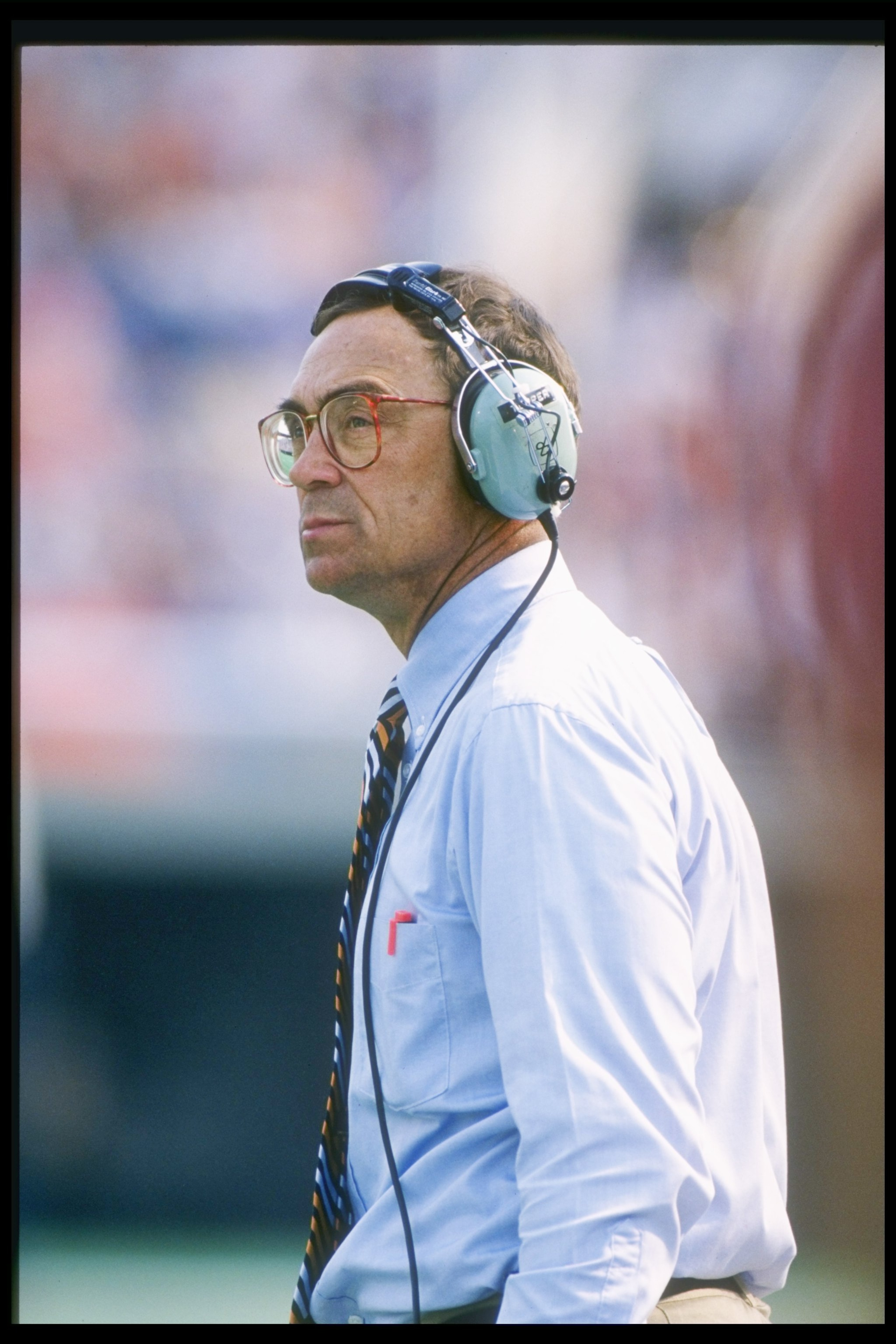 7 Sep 1996: Coach Lou Tepper of the Illinois Fighting Illini watches his players during a game against the Southern California Trojans at Memorial Stadium in Champaign, Illinois. Southern California won the game 55-3. Mandatory Credit: Jonathan Daniel 7 Sep 1996: Coach Lou Tepper of the Illinois Fighting Illini watches his players during a game against the Southern California Trojans at Memorial Stadium in Champaign, Illinois. Southern California won the game 55-3. Mandatory Credit: Jonathan Daniel