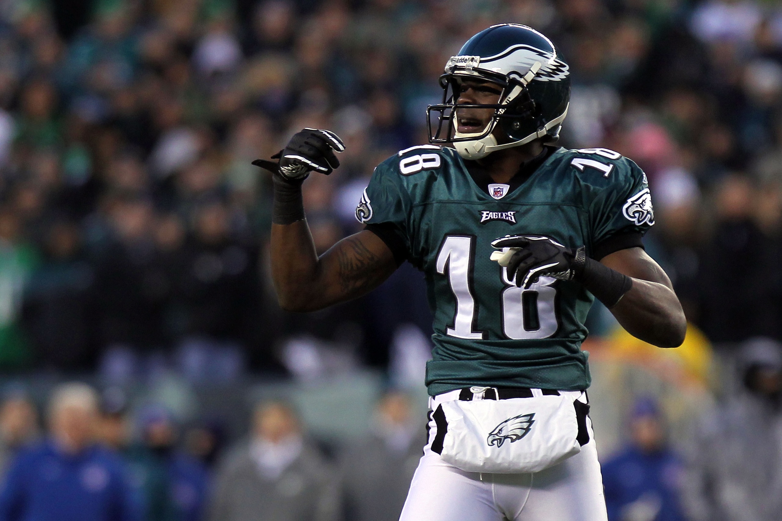 PHILADELPHIA, PA - JANUARY 09: DeSean Jackson #10 of the Philadelphia Eagles reacts after a play against the Green Bay Packers in the 2011 NFC wild card playoff game at Lincoln Financial Field on January 9, 2011 in Philadelphia, Pennsylvania. (Photo by PHILADELPHIA, PA - JANUARY 09: DeSean Jackson #10 of the Philadelphia Eagles reacts after a play against the Green Bay Packers in the 2011 NFC wild card playoff game at Lincoln Financial Field on January 9, 2011 in Philadelphia, Pennsylvania. (Photo by