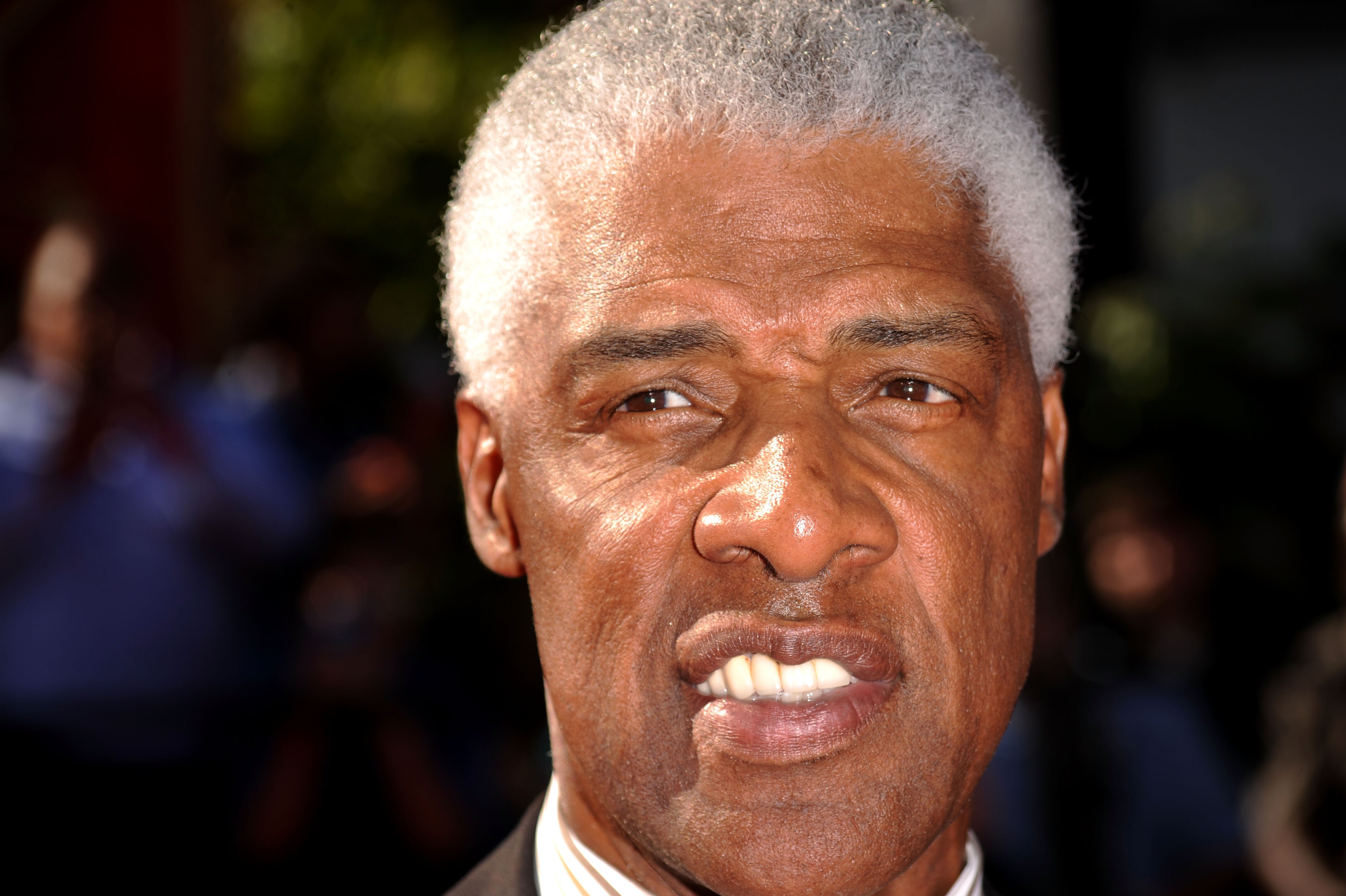 LOS ANGELES, CA - JULY 14:  Former NBA player Julius Erving arrives at the 2010 ESPY Awards at Nokia Theatre L.A. Live on July 14, 2010 in Los Angeles, California.  (Photo by Jason Merritt/Getty Images)
