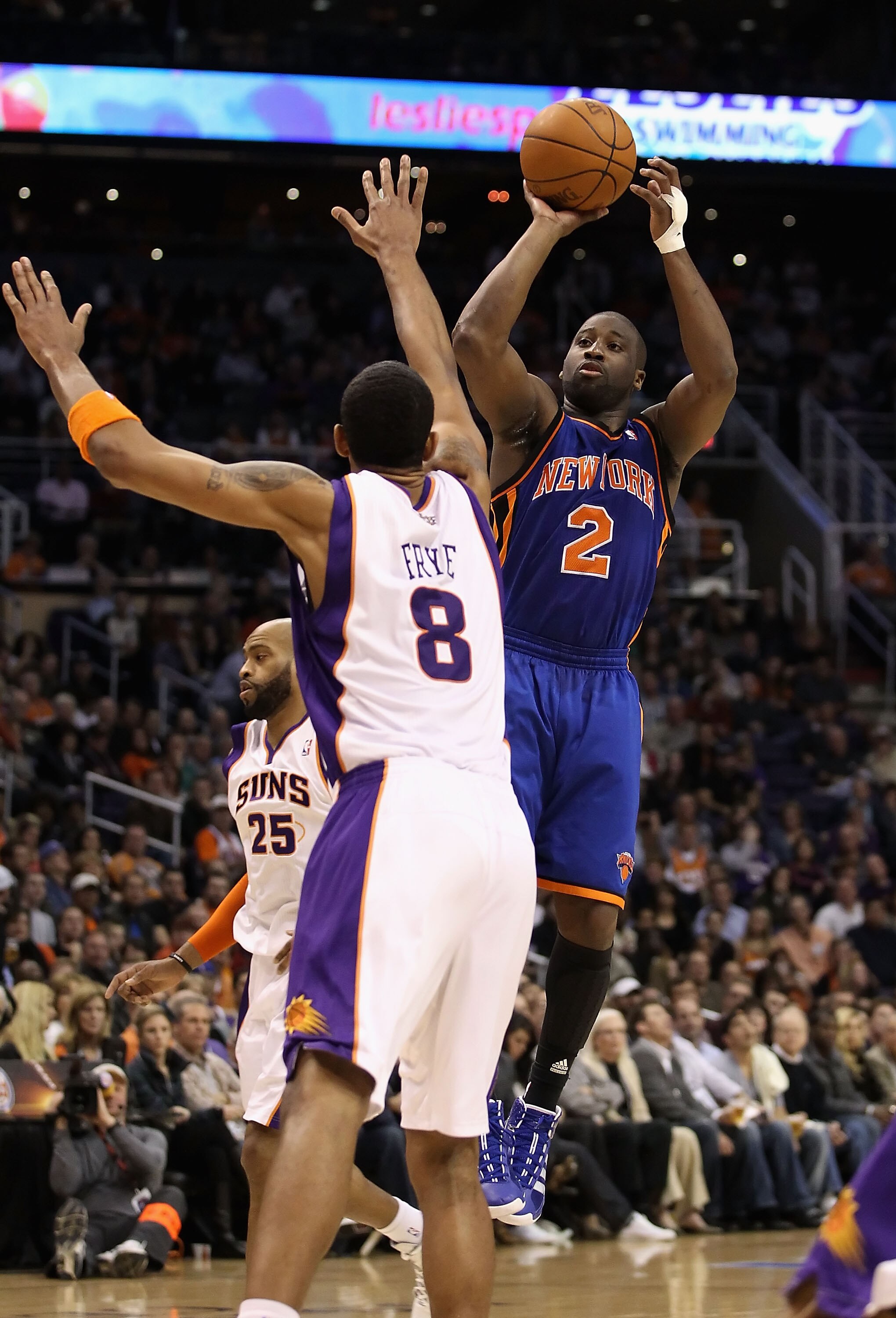 PHOENIX, AZ - JANUARY 07:  Raymond Felton #2 of the New York Knicks puts up a shot during the NBA game against the Phoenix Suns at US Airways Center on January 7, 2011 in Phoenix, Arizona.  NOTE TO USER: User expressly acknowledges and agrees that, by dow