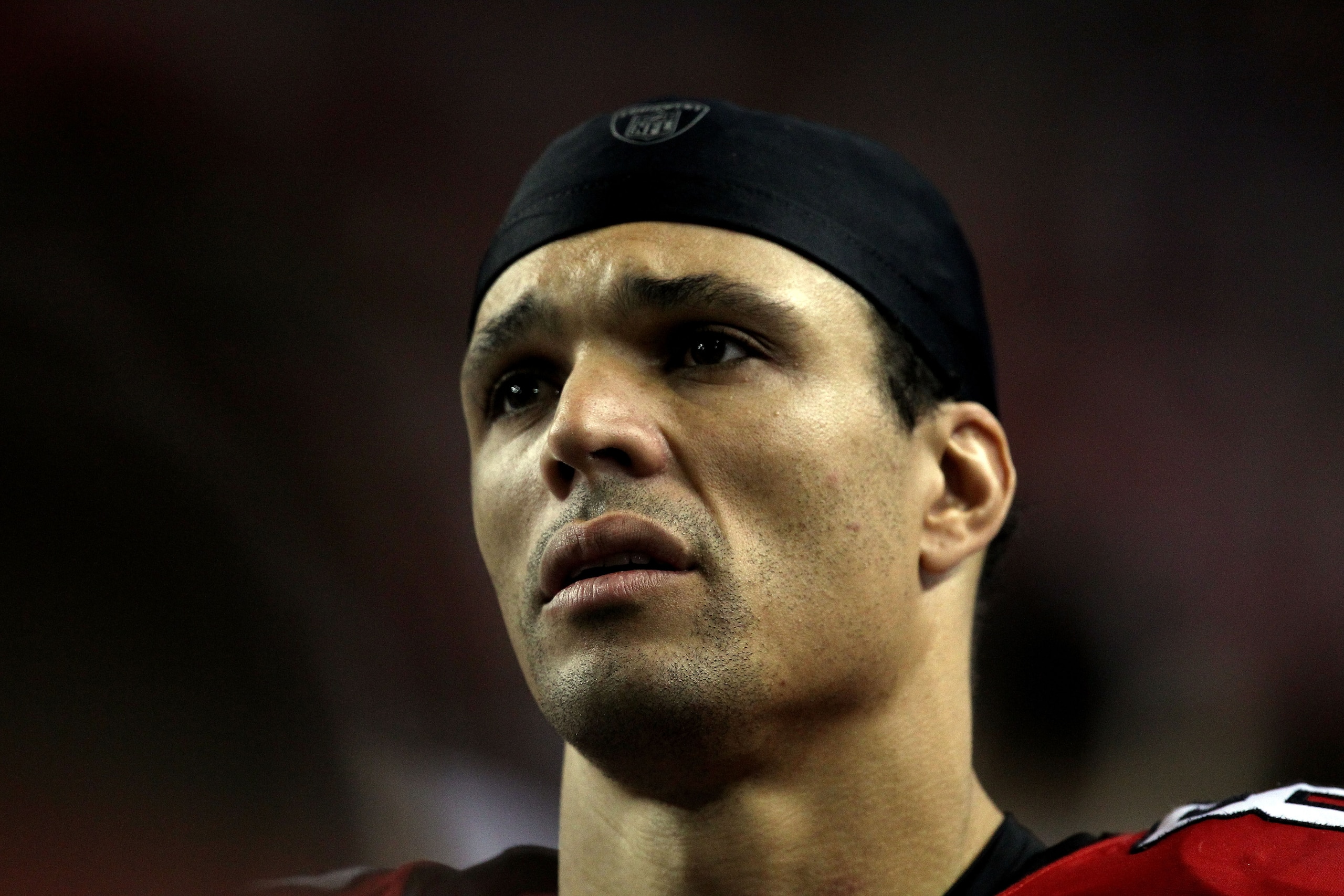 ATLANTA, GA - JANUARY 15:  Tony Gonzalez #88 of the Atlanta Falcons looks on from the sideline in the second half against the Green Bay Packers during their 2011 NFC divisional playoff game at Georgia Dome on January 15, 2011 in Atlanta, Georgia.  (Photo