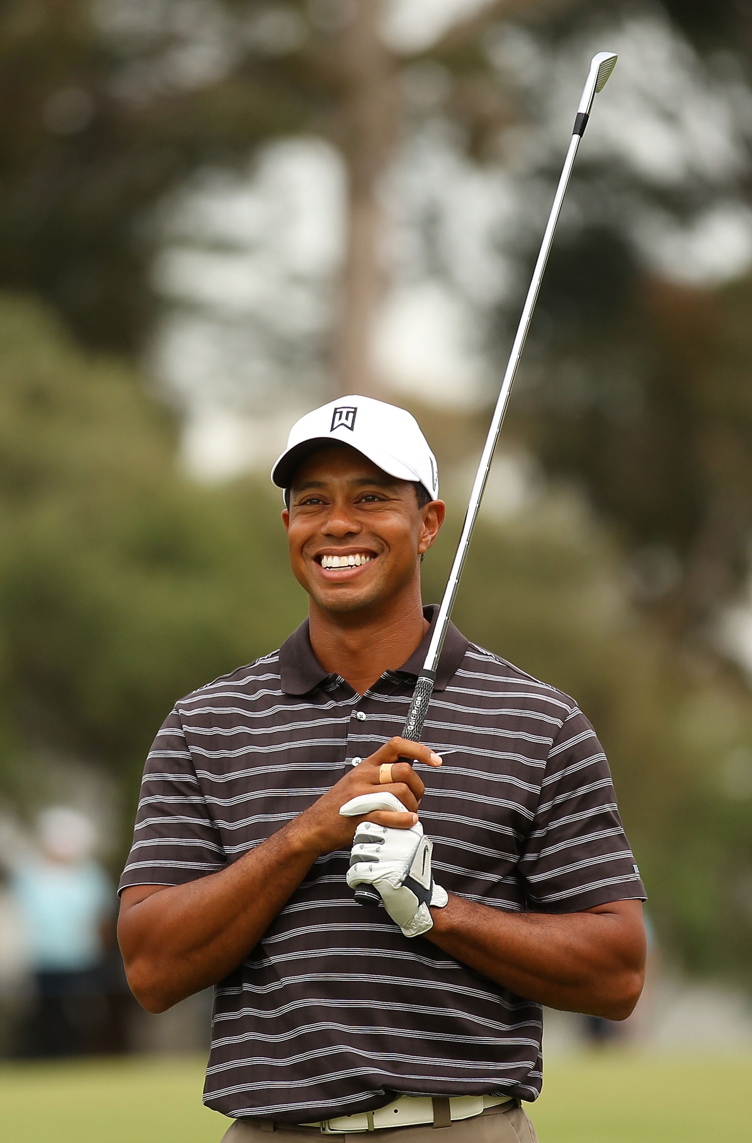 MELBOURNE, AUSTRALIA - NOVEMBER 10:  Tiger Woods of the USA smiles during the Pro-Am ahead of the Australian Masters at The Victoria Golf Club on November 10, 2010 in Melbourne, Australia.  (Photo by Robert Cianflone/Getty Images)
