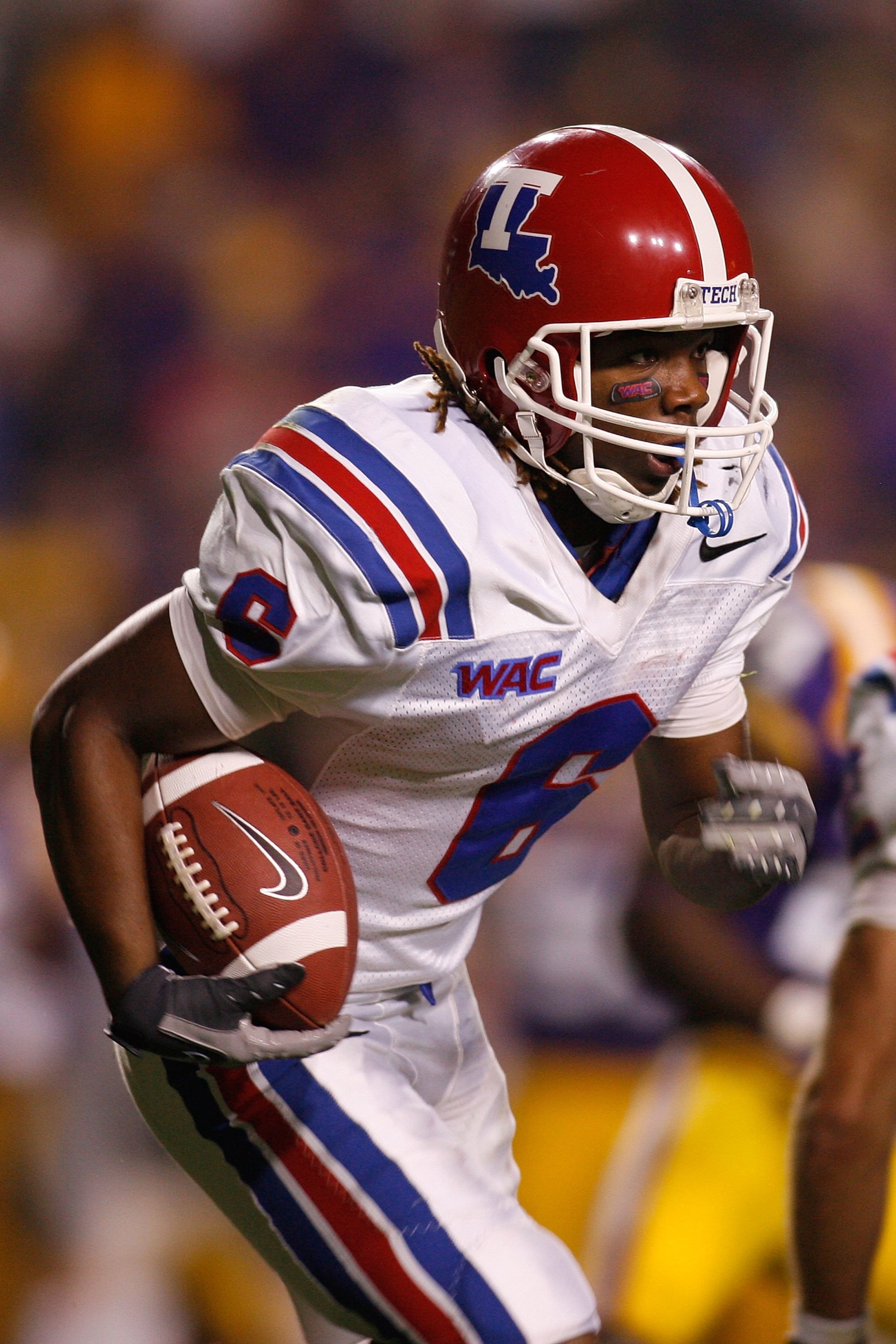BATON ROUGE, LA - NOVEMBER 10: Phillip Livas #6 of the Louisiana Tech Bulldogs makes a run against the Louisiana State University Tigers on November 11, 2007 at Tiger Stadium in Baton Rouge, Louisiana. (Photo by Chris Graythen/Getty Images) BATON ROUGE, LA - NOVEMBER 10: Phillip Livas #6 of the Louisiana Tech Bulldogs makes a run against the Louisiana State University Tigers on November 11, 2007 at Tiger Stadium in Baton Rouge, Louisiana. (Photo by Chris Graythen/Getty Images)