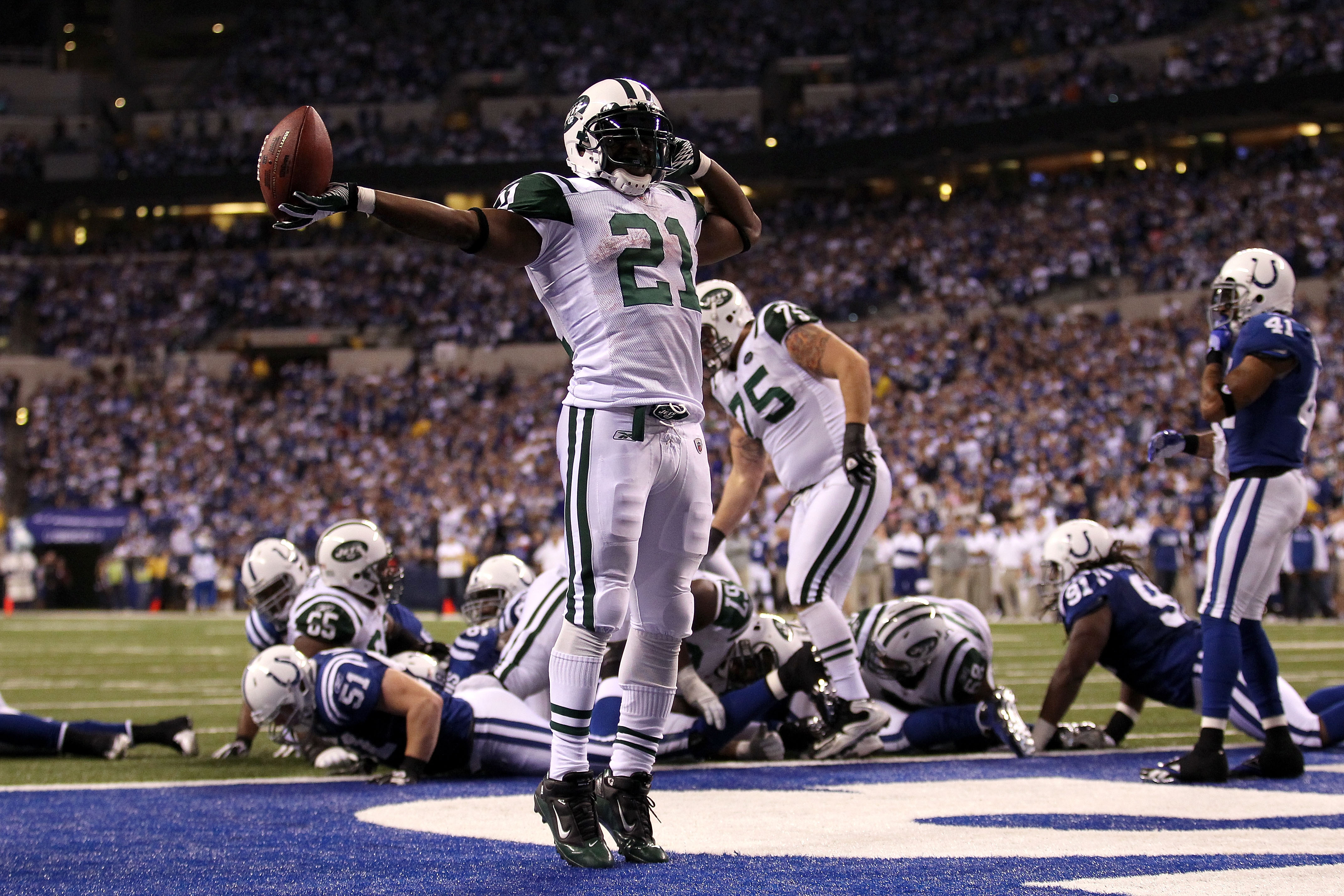 LaDainian Tomlinson agrees to deal with New York Jets - ESPN