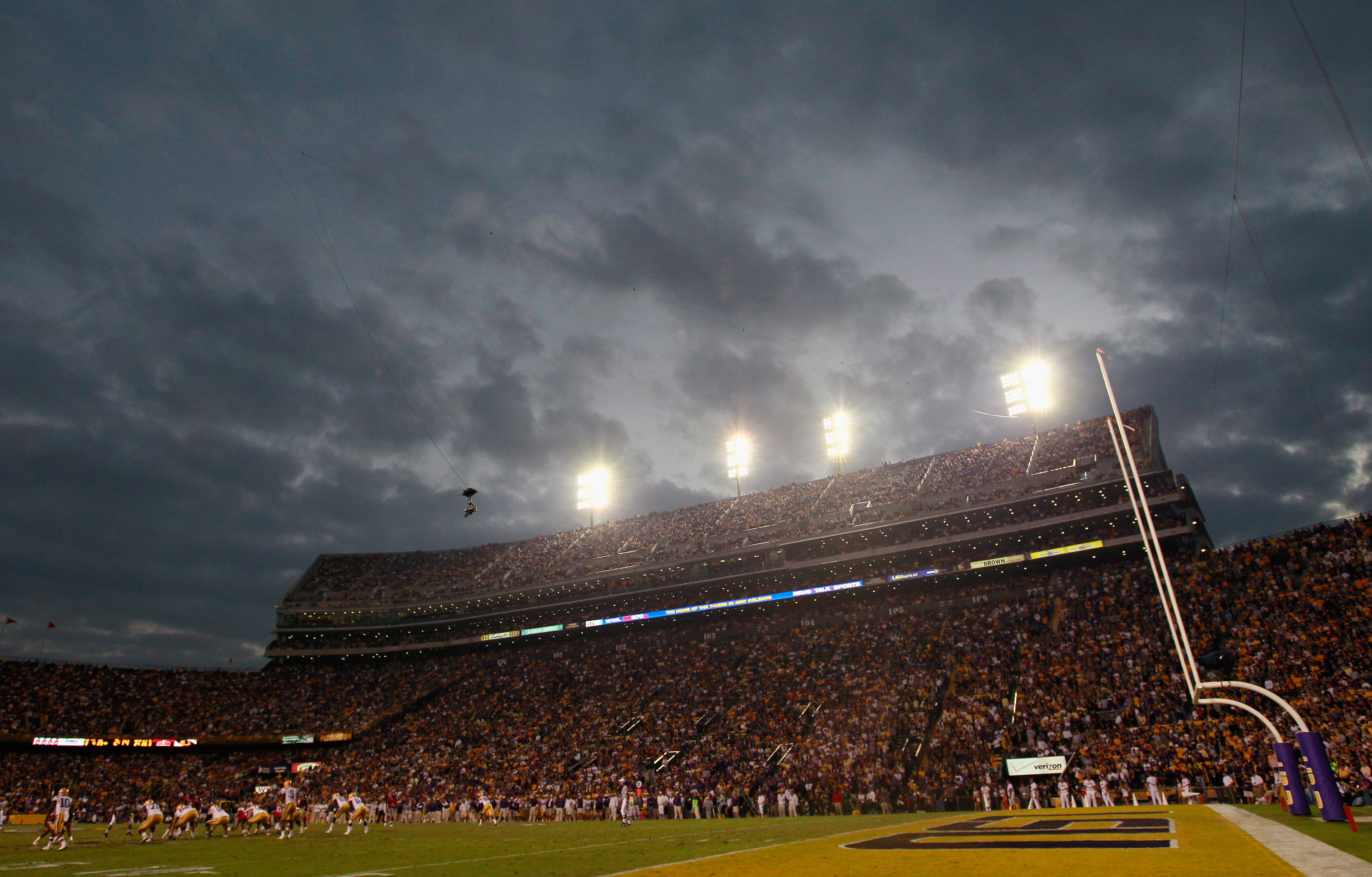 BATON ROUGE, LA - NOVEMBER 20:  A general view of Tiger Stadium during the game betweem the Louisiana State University Tigers and the Ole Miss Rebels on November 20, 2010 in Baton Rouge, Louisiana.  (Photo by Kevin C. Cox/Getty Images)