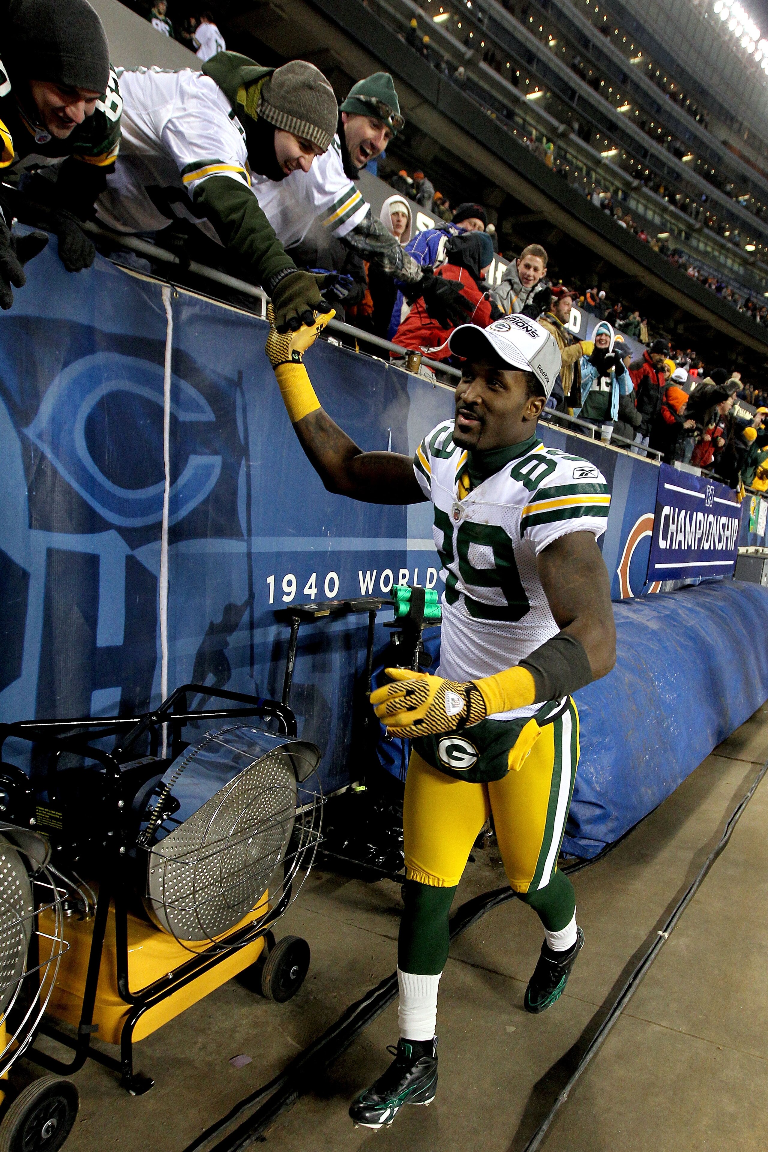 CHICAGO, IL - JANUARY 23:  James Jones #89 of the Green Bay Packers reacts after the Packers 21-14 victory against the Chicago Bears in the NFC Championship Game at Soldier Field on January 23, 2011 in Chicago, Illinois.  (Photo by Andy Lyons/Getty Images