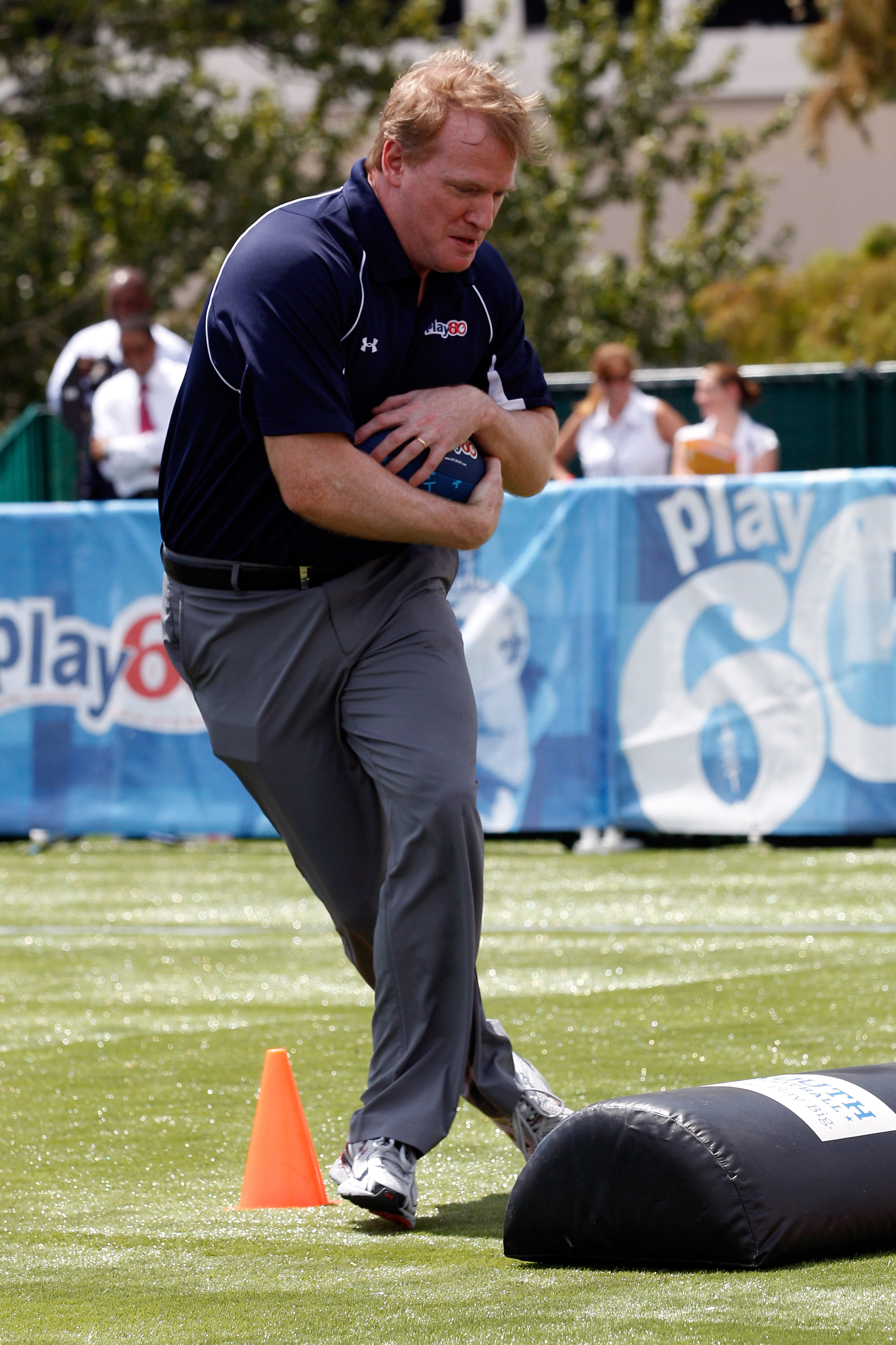 NEW ORLEANS - SEPTEMBER 08:  NFL commissioner Roger Goodell  plays on the field during the NFL�s Play 60 campaign to fight childhood obesity at Brock Elementary School September 8, 2010 in New Orleans, Louisiana. Obama joined NFL Commissioner Roger Goodel