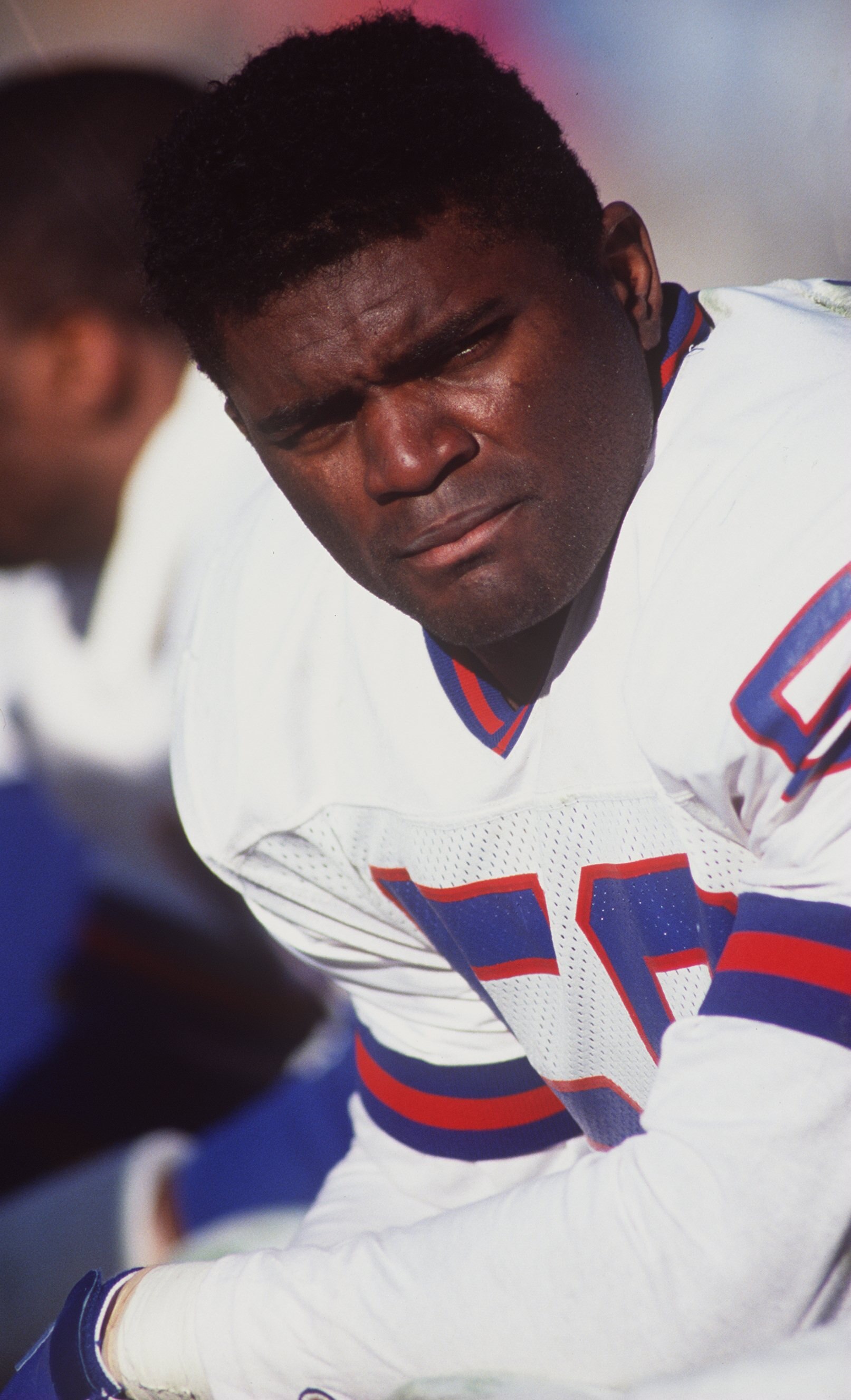 8 DEC 1991:  NEW YORK GIANTS LINEBACKER LAWRENCE TAYLOR TAKES A BREATHER ON THE BENCH DURING THEIR 24-21 WIN OVER THE ARIZONA CARDINALS AT SUN DEVIL STADIUM IN TEMPE, ARIZONA. Mandatory Credit: Stephen Dunn/ALLSPORT