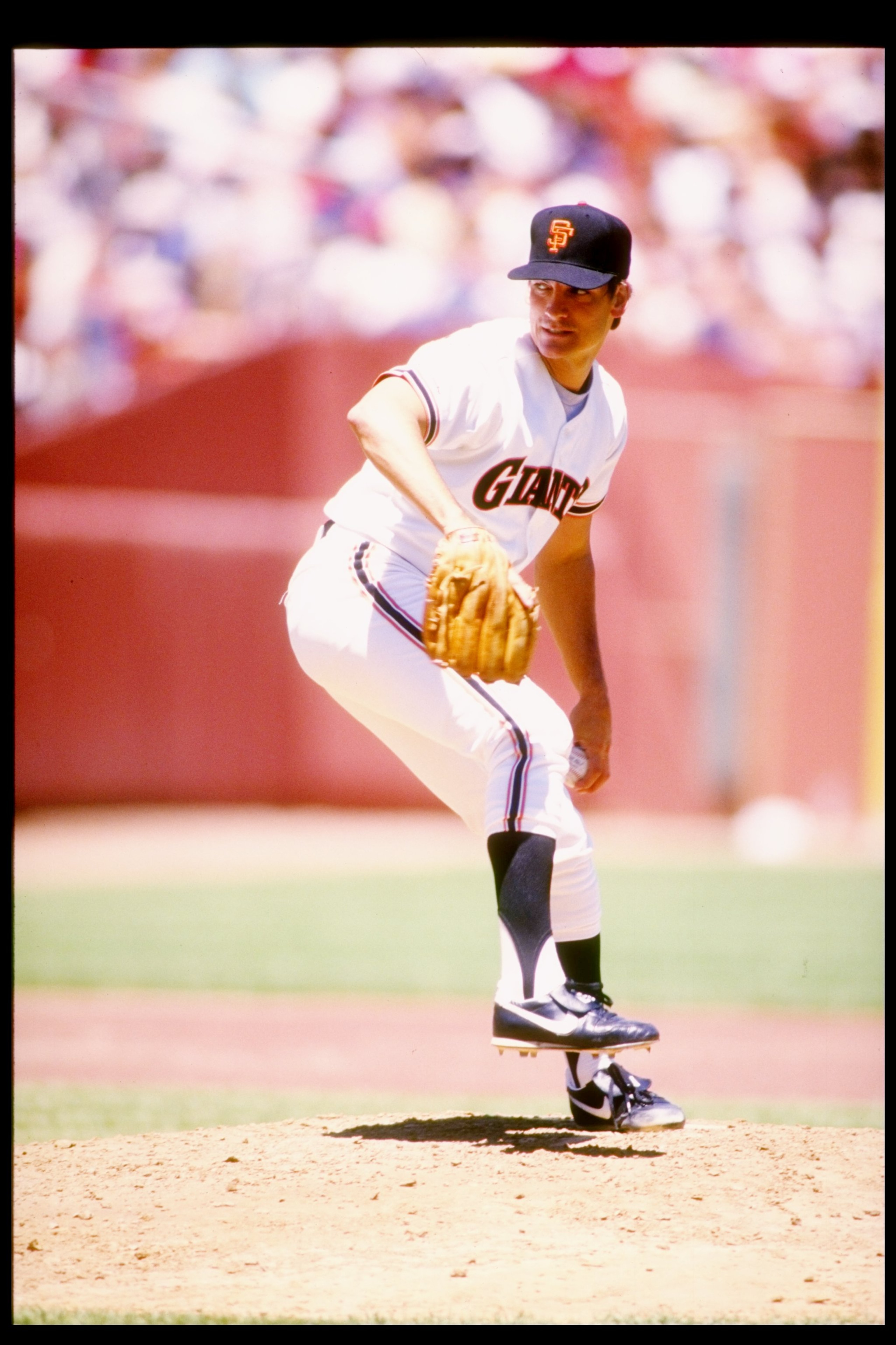 1987: Pitcher Dave Dravecky of the San Francisco Giants prepares to throw the ball. Mandatory Credit: Allsport /Allsport 1987: Pitcher Dave Dravecky of the San Francisco Giants prepares to throw the ball. Mandatory Credit: Allsport /Allsport