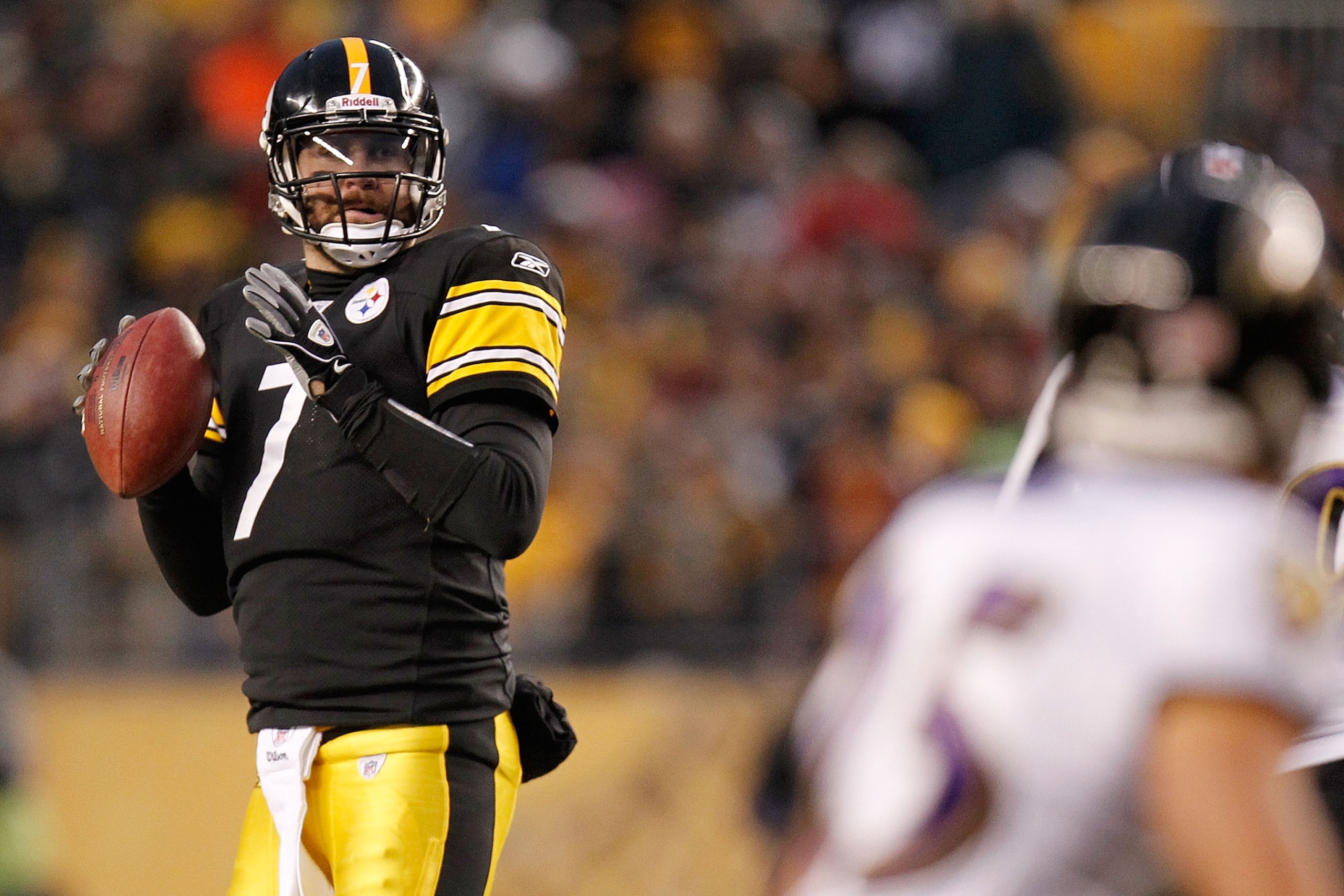 PITTSBURGH, PA - JANUARY 15:  Quarterback Ben Roethlisberger #7 of the Pittsburgh Steelers drops back to pass against the Baltimore Ravens in the AFC Divisional Playoff Game at Heinz Field on January 15, 2011 in Pittsburgh, Pennsylvania.  (Photo by Gregor