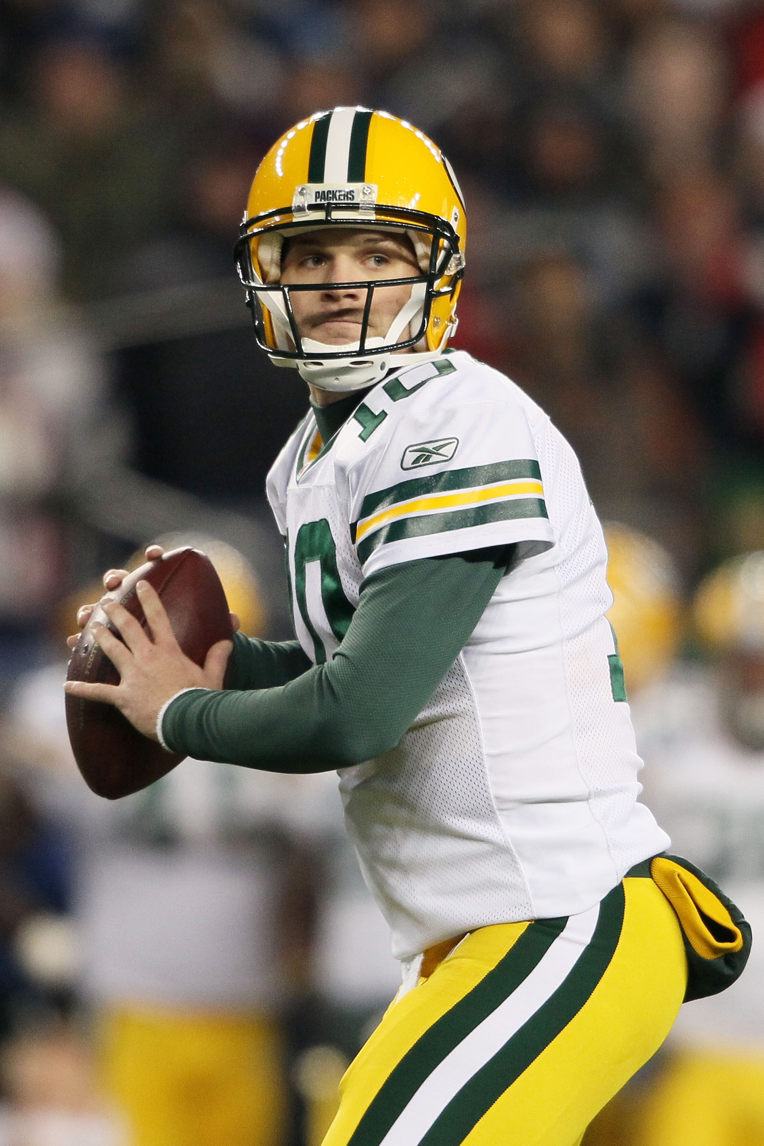 FOXBORO, MA - DECEMBER 19:  Quarterback Matt Flynn #10 of the Green Bay Packers looks to pass during the third quarter of the game against the New England Patriots at Gillette Stadium on December 19, 2010 in Foxboro, Massachusetts. The Patriots won the ga