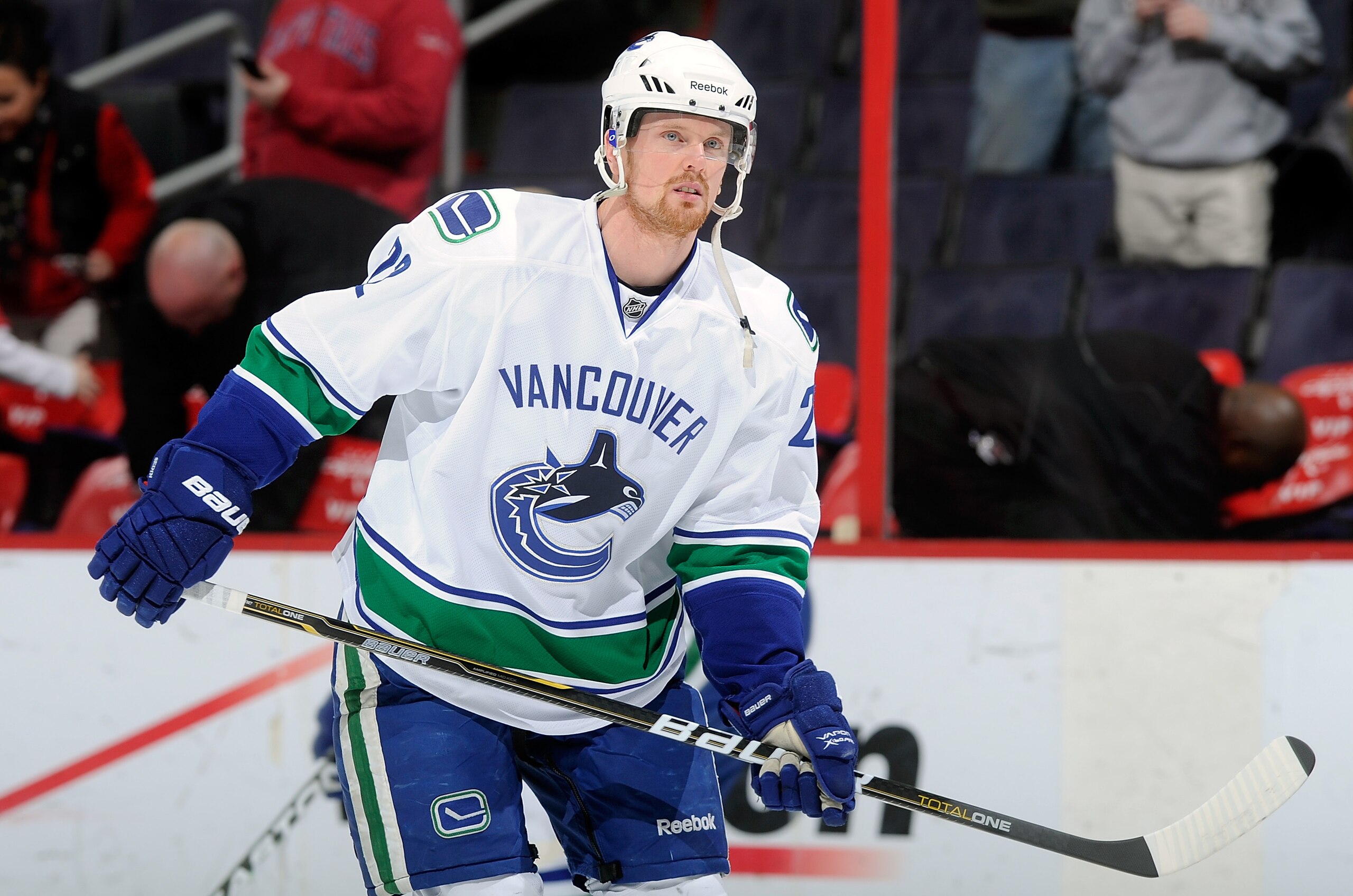WASHINGTON, DC - JANUARY 14:  Daniel Sedin #22 of the Vancouver Canucks warms up before the game against the Washington Capitals at the Verizon Center on January 14, 2011 in Washington, DC.  (Photo by Greg Fiume/Getty Images)