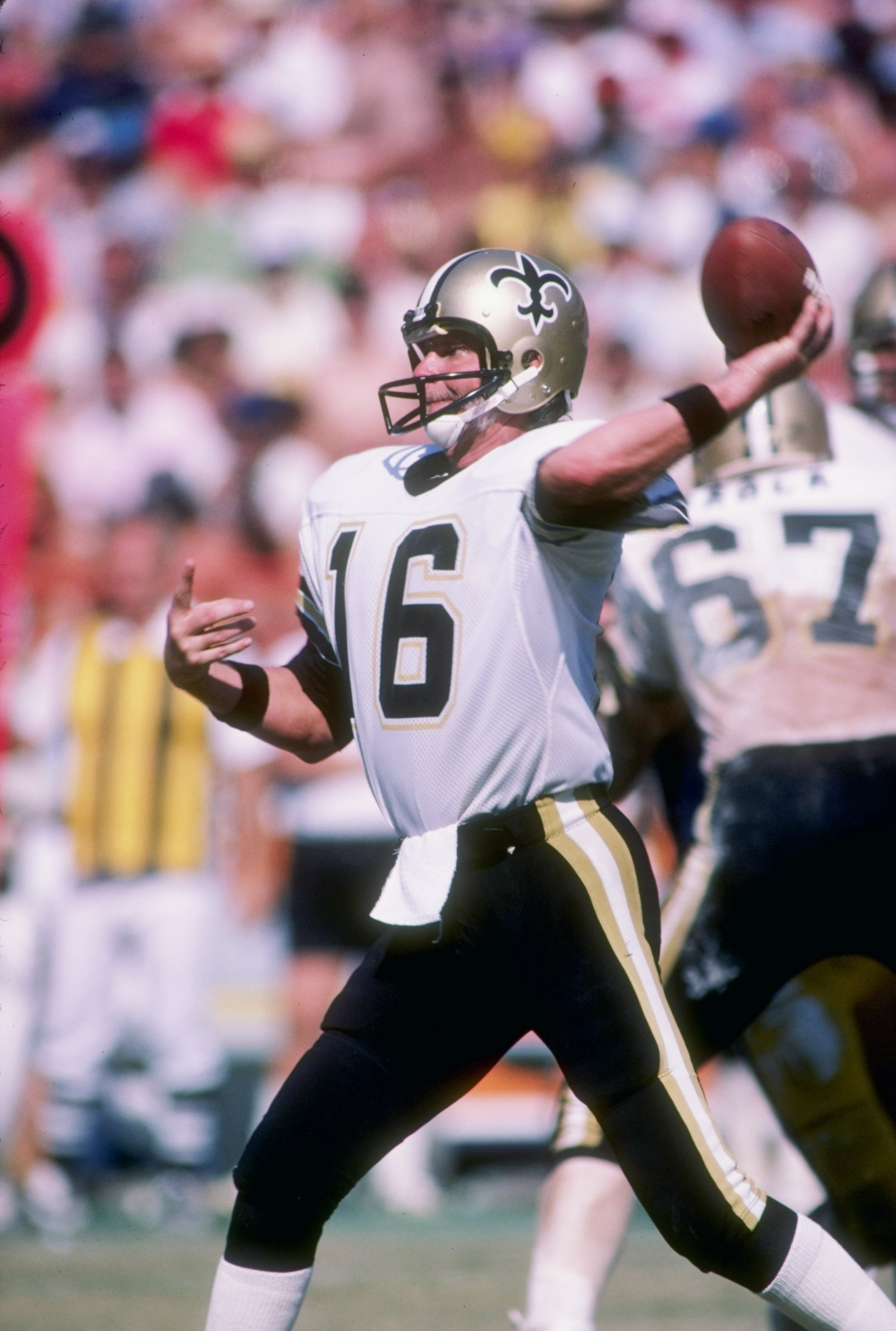 Sep 1983:  Quarterback Ken (The Snake) Stabler of the New Orleans Saints prepares to pass the ball. Mandatory Credit: Alvin Chung  /Allsport