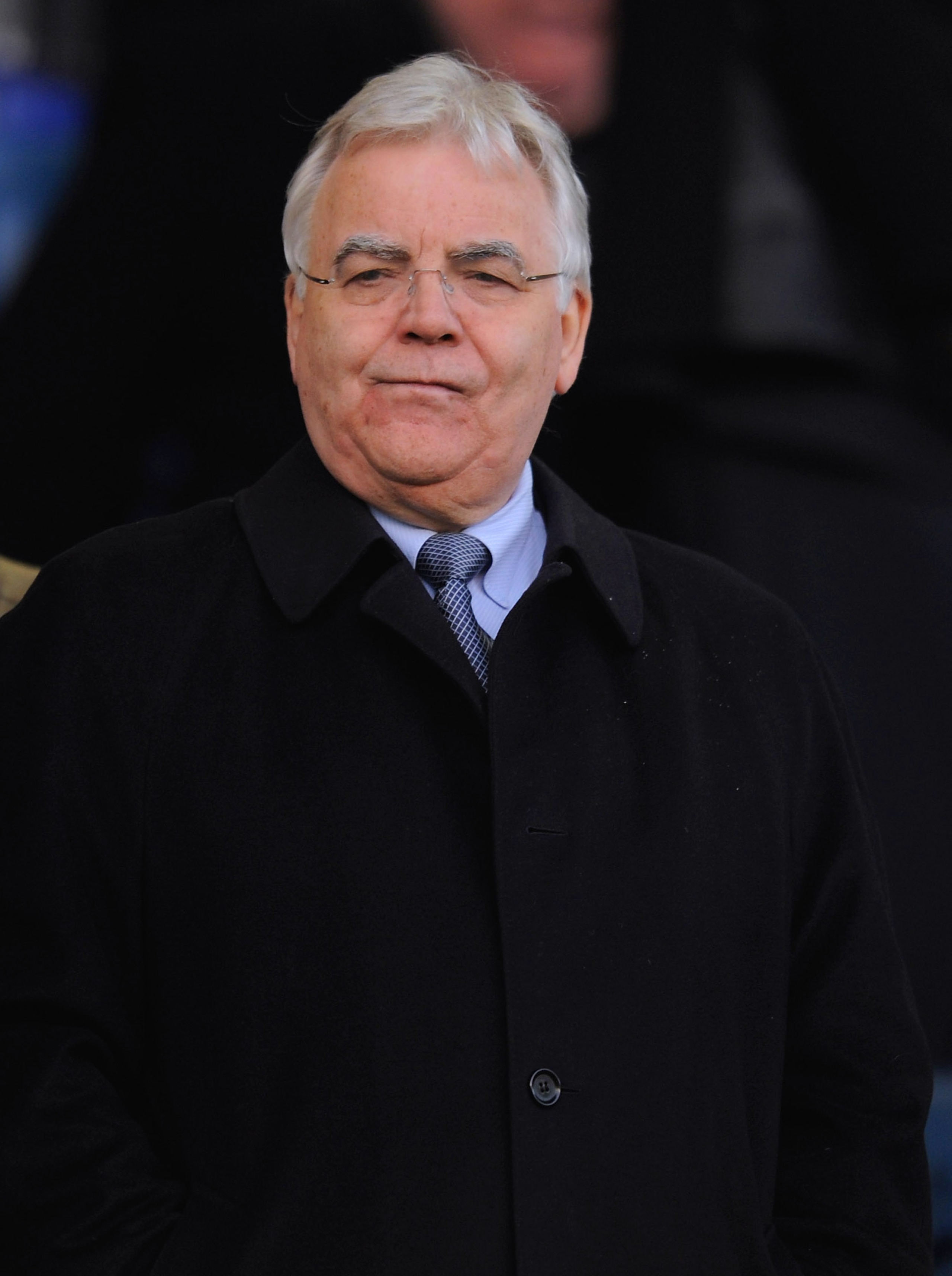 LIVERPOOL, ENGLAND - DECEMBER 28: Everton Chairman Bill Kenwright looks on during the Barclays Premier League match between Everton and Burnley at Goodison Park on December 28, 2009 in Liverpool, England. (Photo by Michael Regan/Getty Images) LIVERPOOL, ENGLAND - DECEMBER 28: Everton Chairman Bill Kenwright looks on during the Barclays Premier League match between Everton and Burnley at Goodison Park on December 28, 2009 in Liverpool, England. (Photo by Michael Regan/Getty Images)