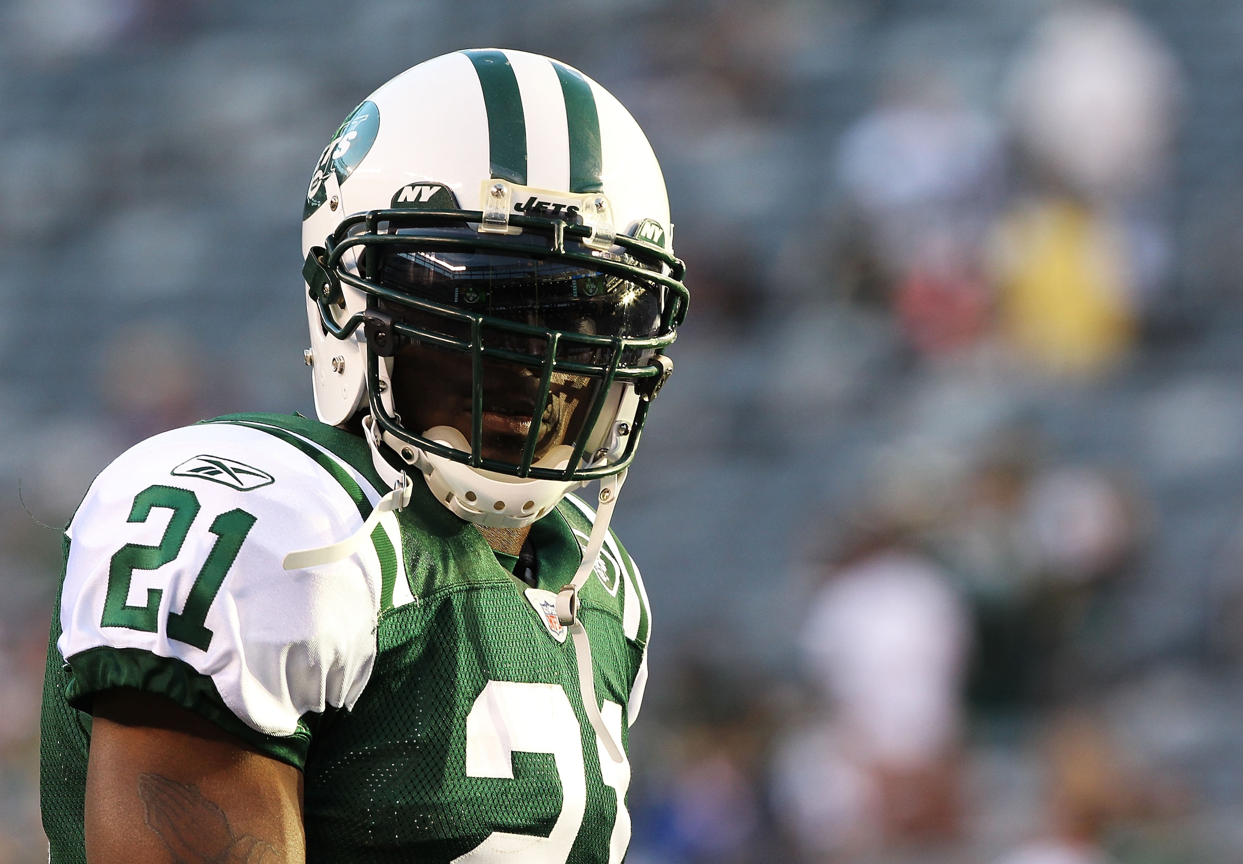 EAST RUTHERFORD, NJ - AUGUST 27:  LaDainian Tomlinson #21 of the New York Jets looks on before the game against the Washington Redskins on August 27, 2010 at the New Meadowlands Stadium in East Rutherford, New Jersey.  (Photo by Al Bello/Getty Images)