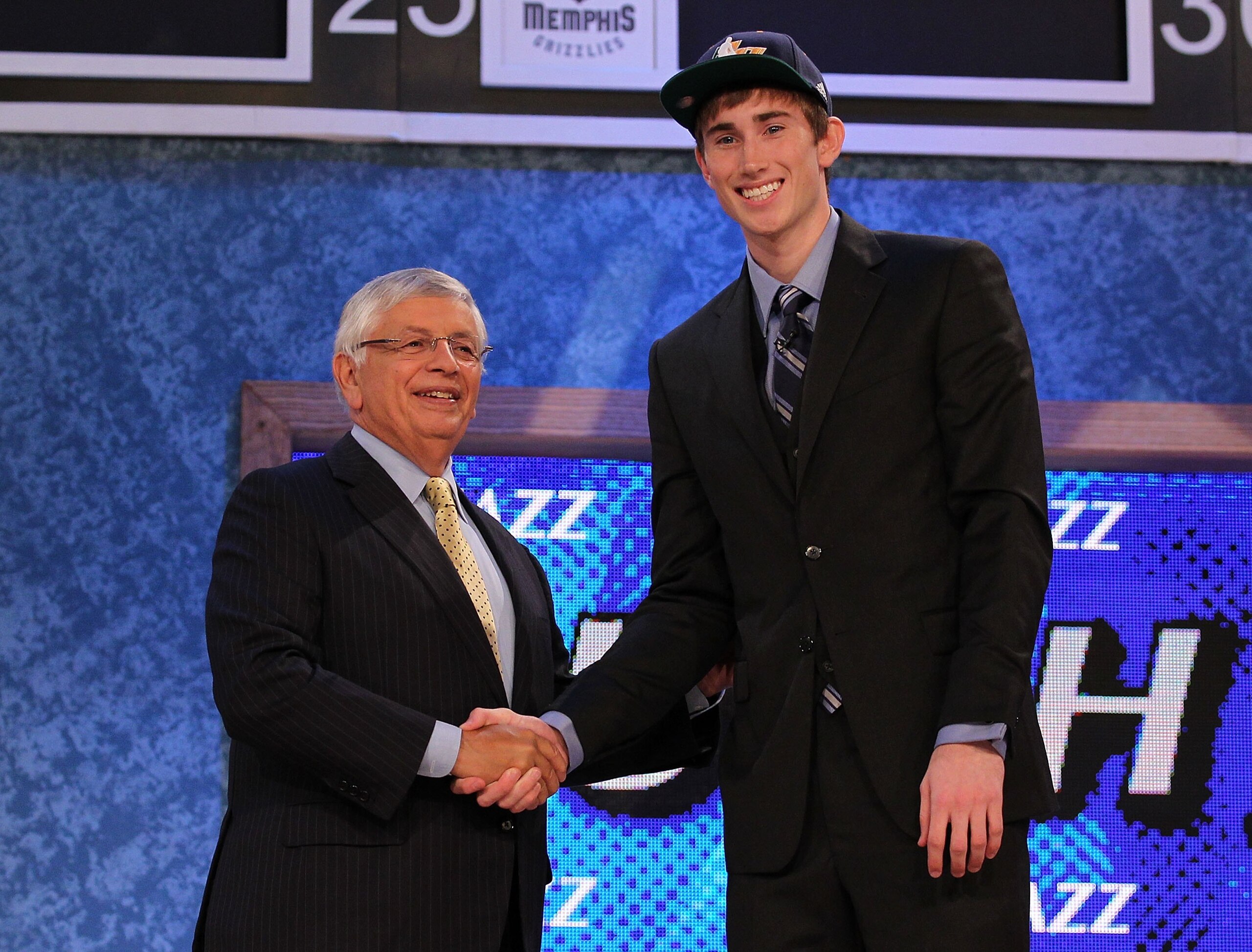 NEW YORK - JUNE 24:  Gordon Hayward stands with NBA Commisioner David Stern after being drafted ninth by  The Utah Jazz at Madison Square Garden on June 24, 2010 in New York, New York.  (Photo by Al Bello/Getty Images)