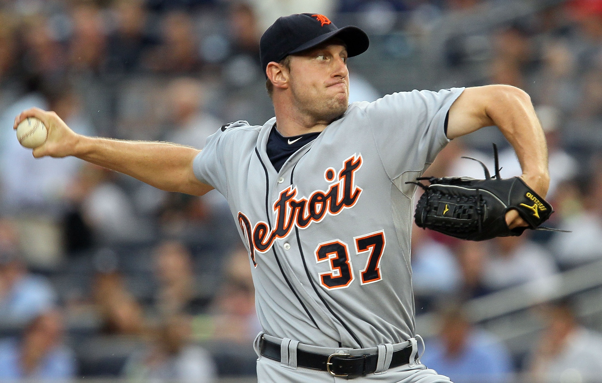 NEW YORK - AUGUST 16:  Max Scherzer #37 of the Detroit Tigers delivers a pitch against the New York Yankees on August 16, 2010 at Yankee Stadium in the Bronx borough of New York City.  (Photo by Jim McIsaac/Getty Images)