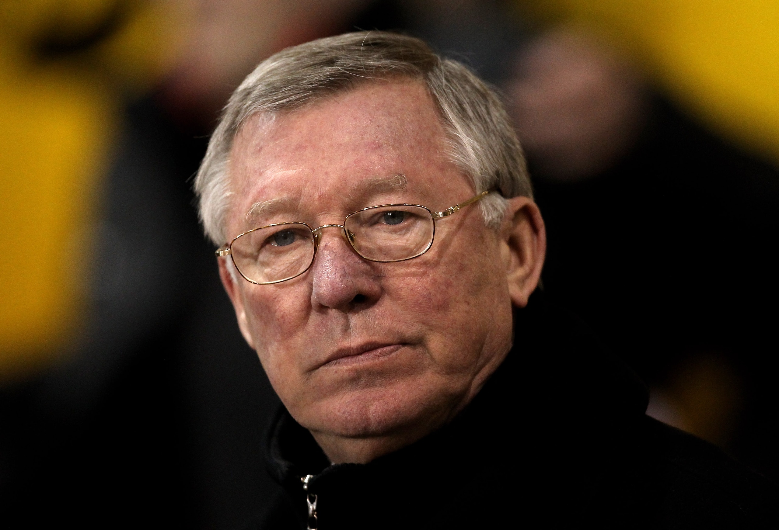 BLACKPOOL, ENGLAND - JANUARY 25:  Manchester United Manager Sir Alex Ferguson looks on prior to the Barclays Premier League match between Blackpool and Manchester United at Bloomfield Road on January 25, 2011 in Blackpool, England. (Photo by Alex Livesey/