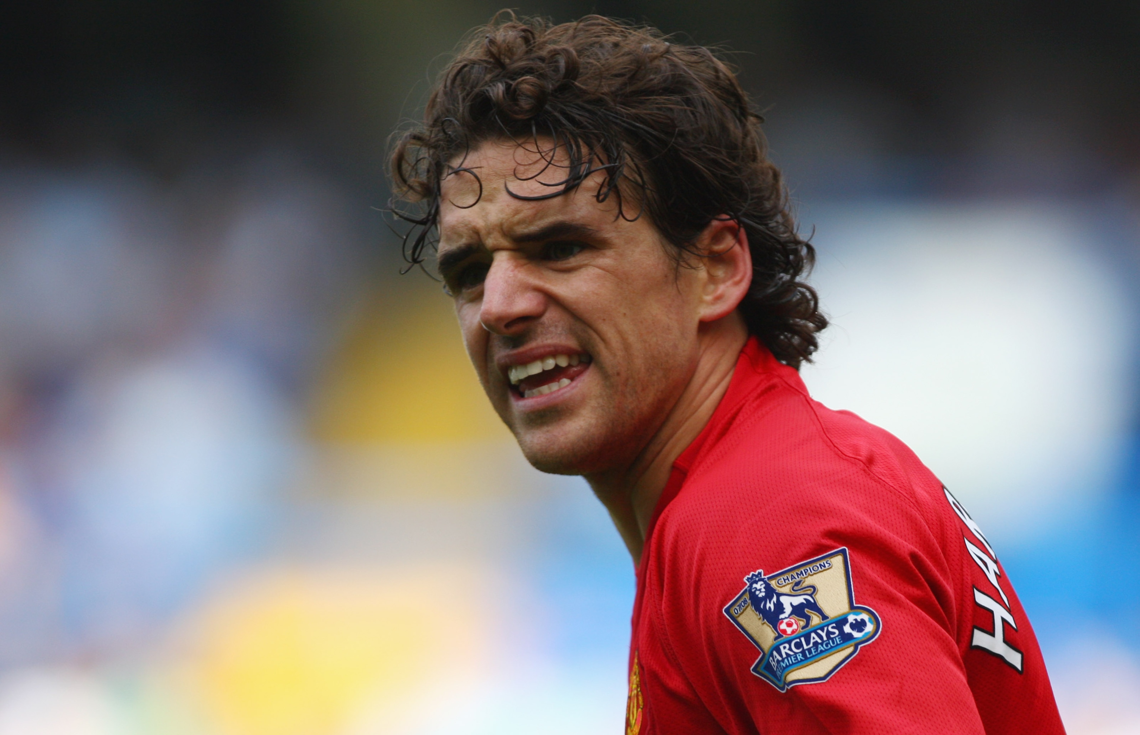 LONDON - SEPTEMBER 21: Owen Hargreaves of Manchester United looks on during the Barclays Premier League match between Chelsea and Manchester United at Stamford Bridge on September 21, 2008 in London, England. (Photo by Mike Hewitt/Getty Images) LONDON - SEPTEMBER 21: Owen Hargreaves of Manchester United looks on during the Barclays Premier League match between Chelsea and Manchester United at Stamford Bridge on September 21, 2008 in London, England. (Photo by Mike Hewitt/Getty Images)