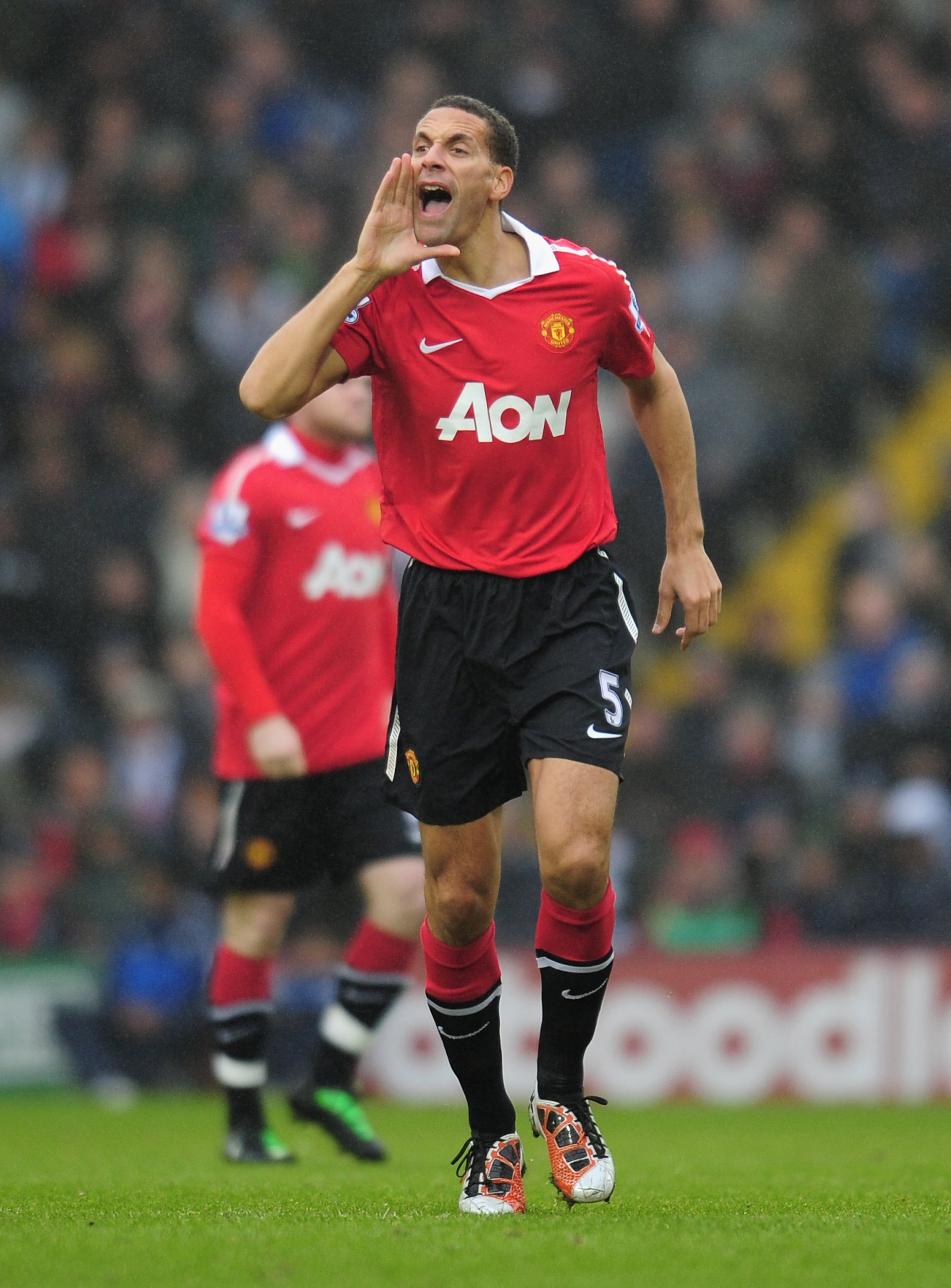 WEST BROMWICH, ENGLAND - JANUARY 01: Rio Ferdinand of Manchester United shouts instructions during the Barclays Premier League match between West Bromich Albion and Manchester United at The Hawthorns on January 1, 2011 in West Bromwich, England. (Photo WEST BROMWICH, ENGLAND - JANUARY 01: Rio Ferdinand of Manchester United shouts instructions during the Barclays Premier League match between West Bromich Albion and Manchester United at The Hawthorns on January 1, 2011 in West Bromwich, England. (Photo