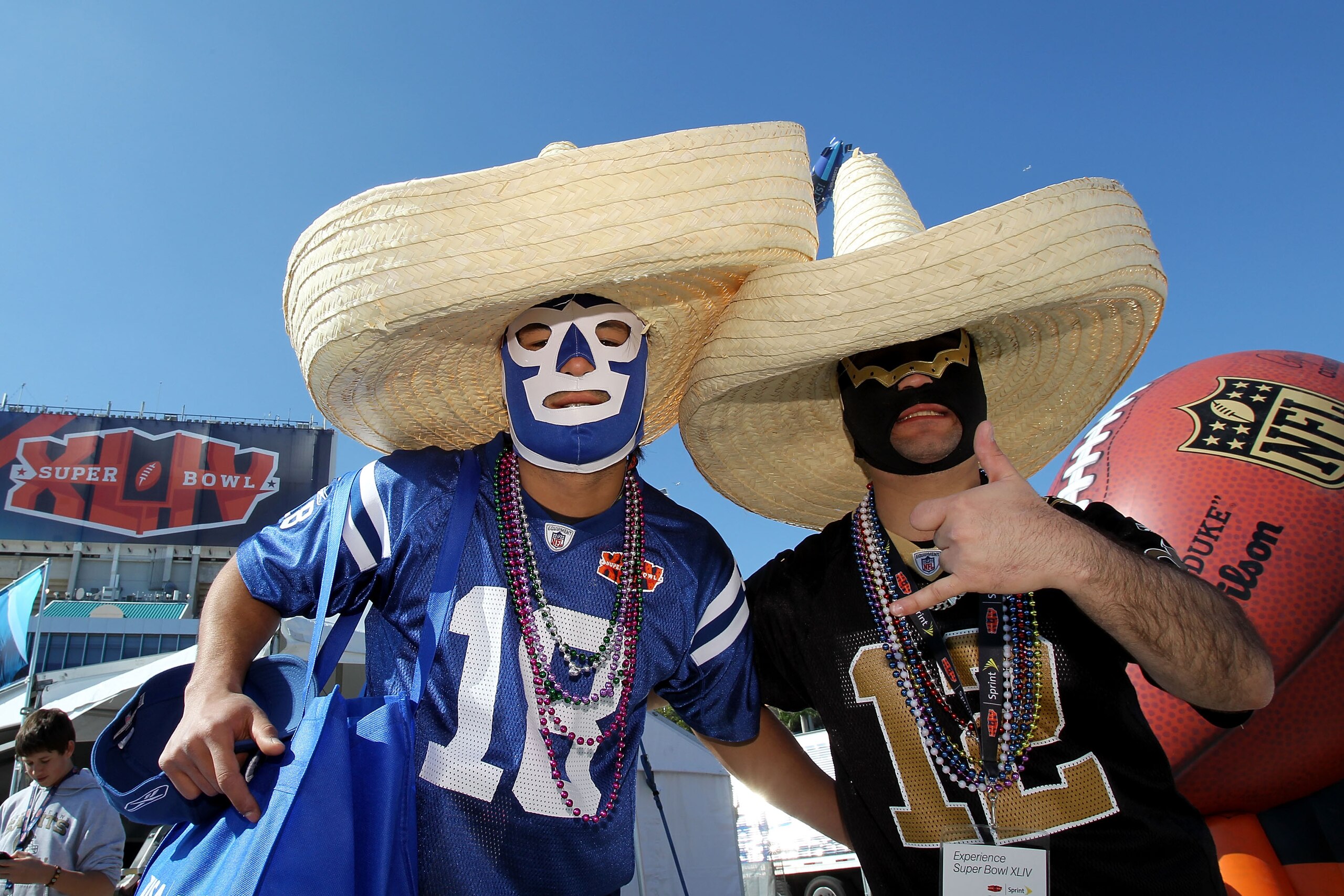 MIAMI GARDENS, FL - FEBRUARY 07:  Indianapolis Colts and the New Orleans Saints fans pose together prior to the start of Super Bowl XLIV between the Indianapolis Colts and the New Orleans Saints on February 7, 2010 at Sun Life Stadium in Miami Gardens, Fl