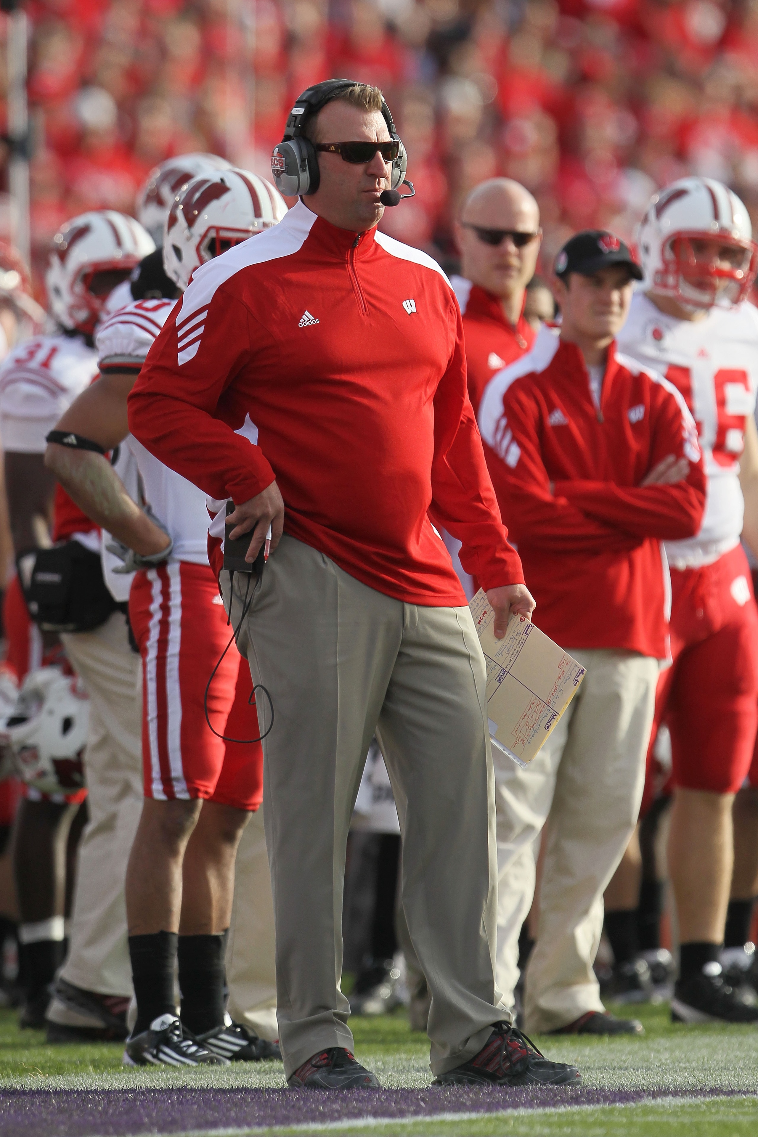 PASADENA, CA - JANUARY 01: Head coach Bret Bielema of the Wisconsin Badgers stands on the sidelines against the TCU Horned Frogs during the 97th Rose Bowl game on January 1, 2011 in Pasadena, California. (Photo by Jeff Gross/Getty Images) PASADENA, CA - JANUARY 01: Head coach Bret Bielema of the Wisconsin Badgers stands on the sidelines against the TCU Horned Frogs during the 97th Rose Bowl game on January 1, 2011 in Pasadena, California. (Photo by Jeff Gross/Getty Images)