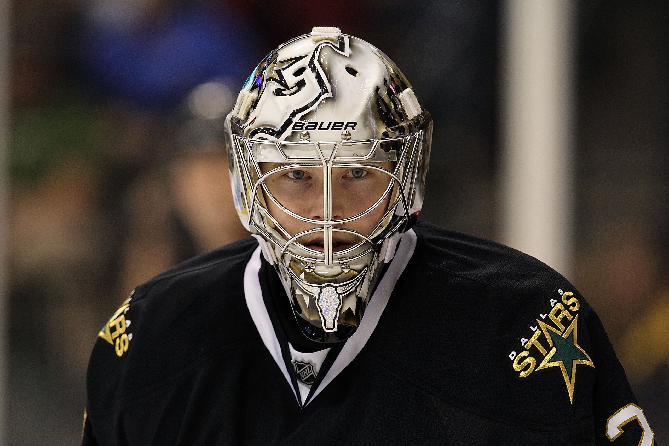 DALLAS, TX - JANUARY 26:  Goaltender Kari Lehtonen #32 of the Dallas Stars on January 26, 2011 in Dallas, Texas.  (Photo by Ronald Martinez/Getty Images)