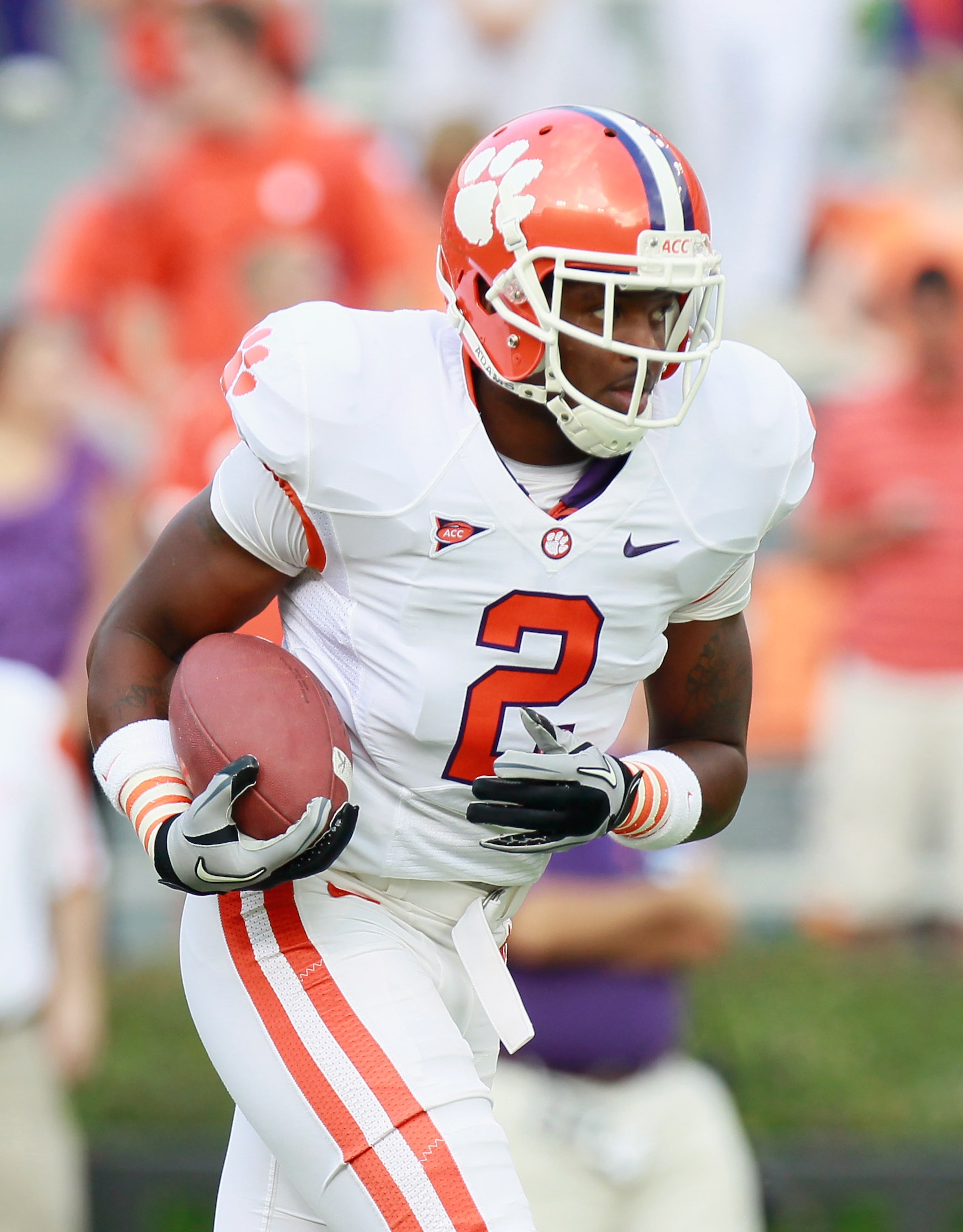 AUBURN, AL - SEPTEMBER 18: DeAndre McDaniel #2 of the Clemson Tigers against the Auburn Tigers at Jordan-Hare Stadium on September 18, 2010 in Auburn, Alabama. (Photo by Kevin C. Cox/Getty Images) AUBURN, AL - SEPTEMBER 18: DeAndre McDaniel #2 of the Clemson Tigers against the Auburn Tigers at Jordan-Hare Stadium on September 18, 2010 in Auburn, Alabama. (Photo by Kevin C. Cox/Getty Images)