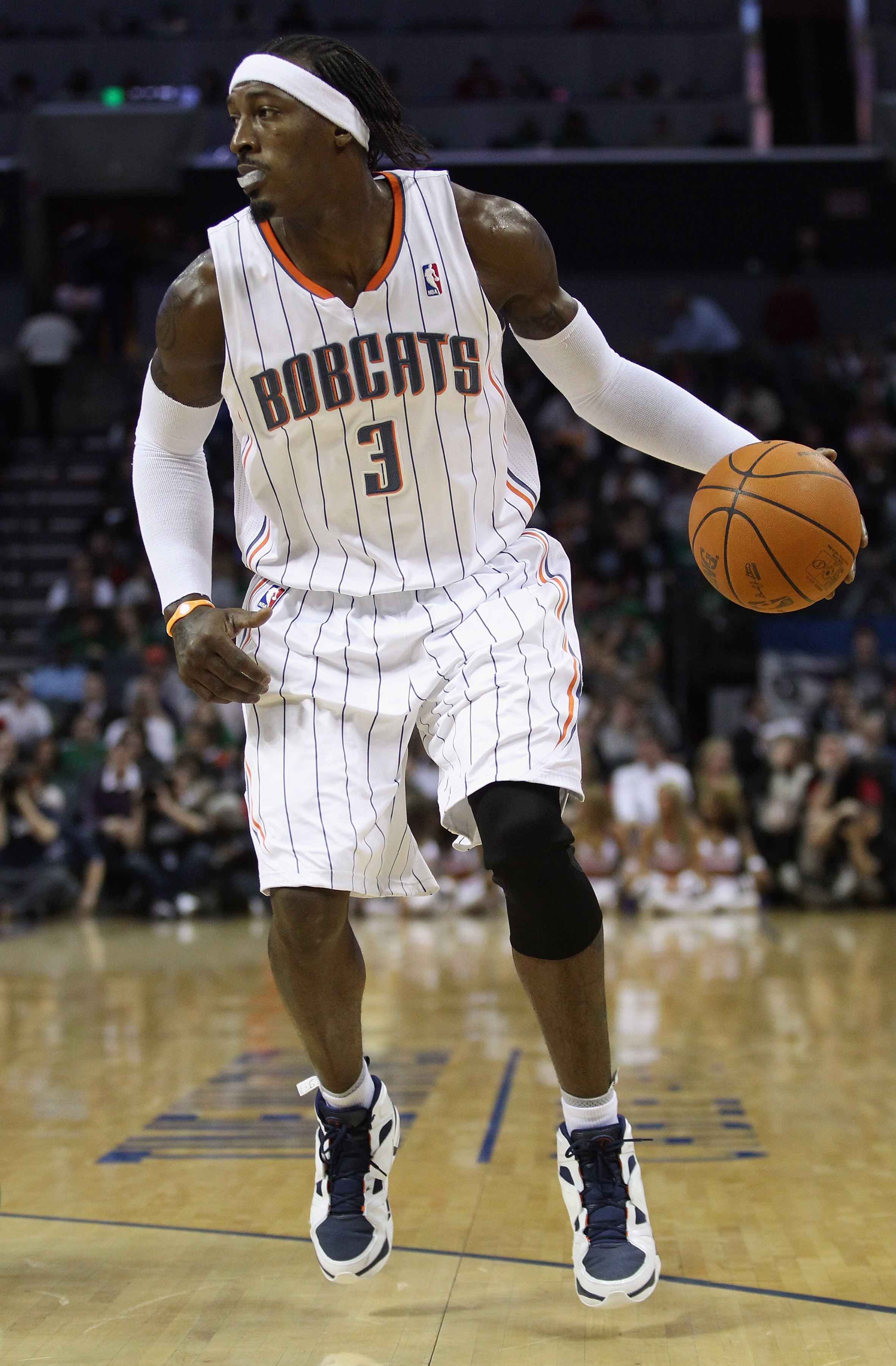 CHARLOTTE, NC - DECEMBER 11:  Gerald Wallace #3 of the Charlotte Bobcats against the Boston Celtics during their game at Time Warner Cable Arena on December 11, 2010 in Charlotte, North Carolina. NOTE TO USER: User expressly acknowledges and agrees that, 
