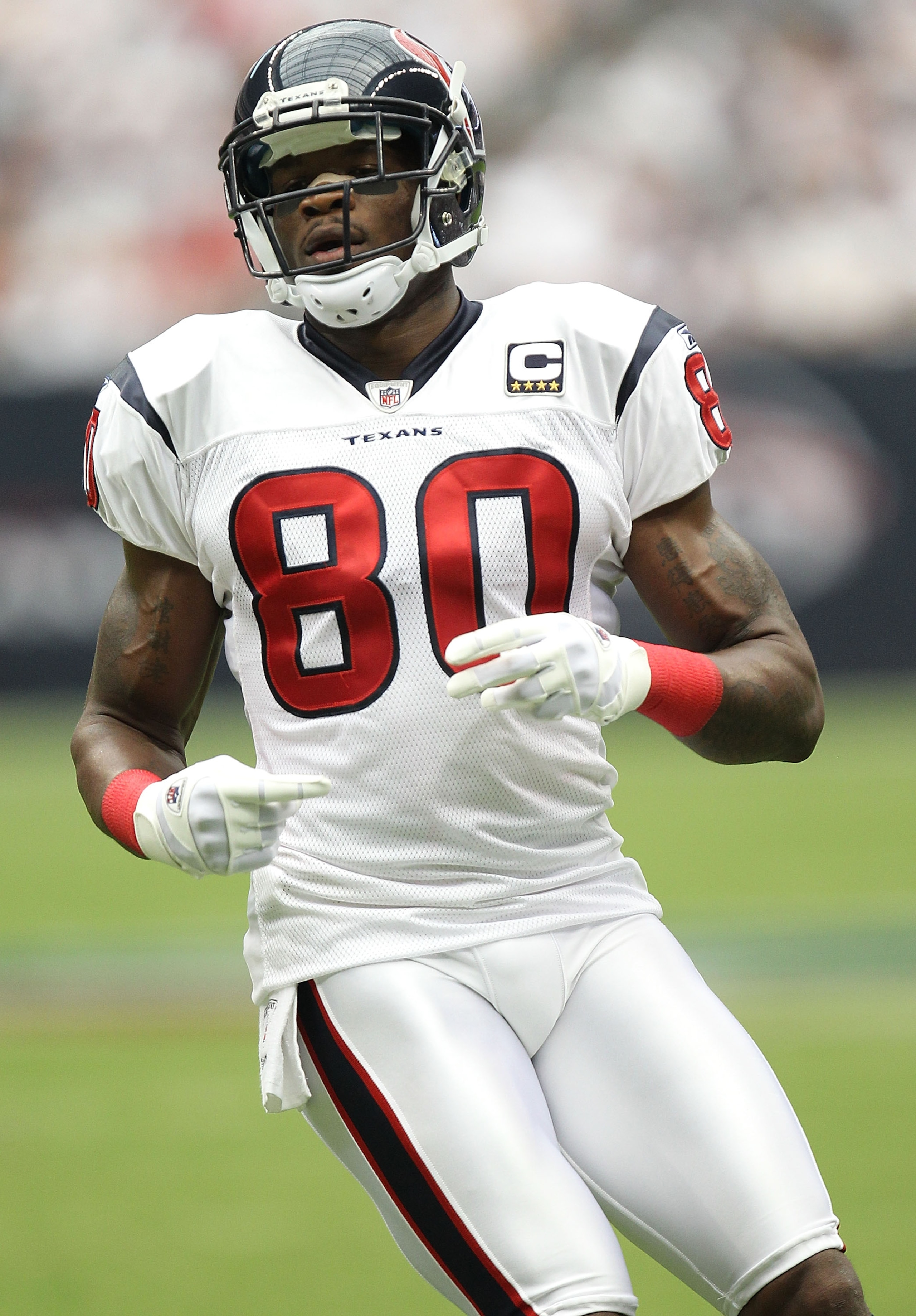 HOUSTON - SEPTEMBER 12:  Wide receiver Andre Johnson #80 of the Houston Texans at Reliant Stadium on September 12, 2010 in Houston, Texas.  (Photo by Ronald Martinez/Getty Images)
