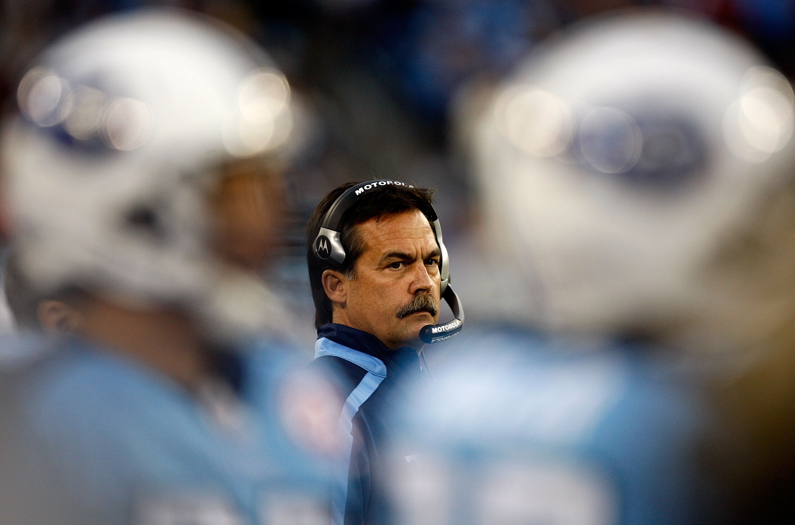 NASHVILLE, TN - NOVEMBER 29:  Head coach Jeff Fisher of the Tennessee Titans watches on against the Arizona Cardinals during their game at LP Field on November 29, 2009 in Nashville, Tennessee.  (Photo by Streeter Lecka/Getty Images)