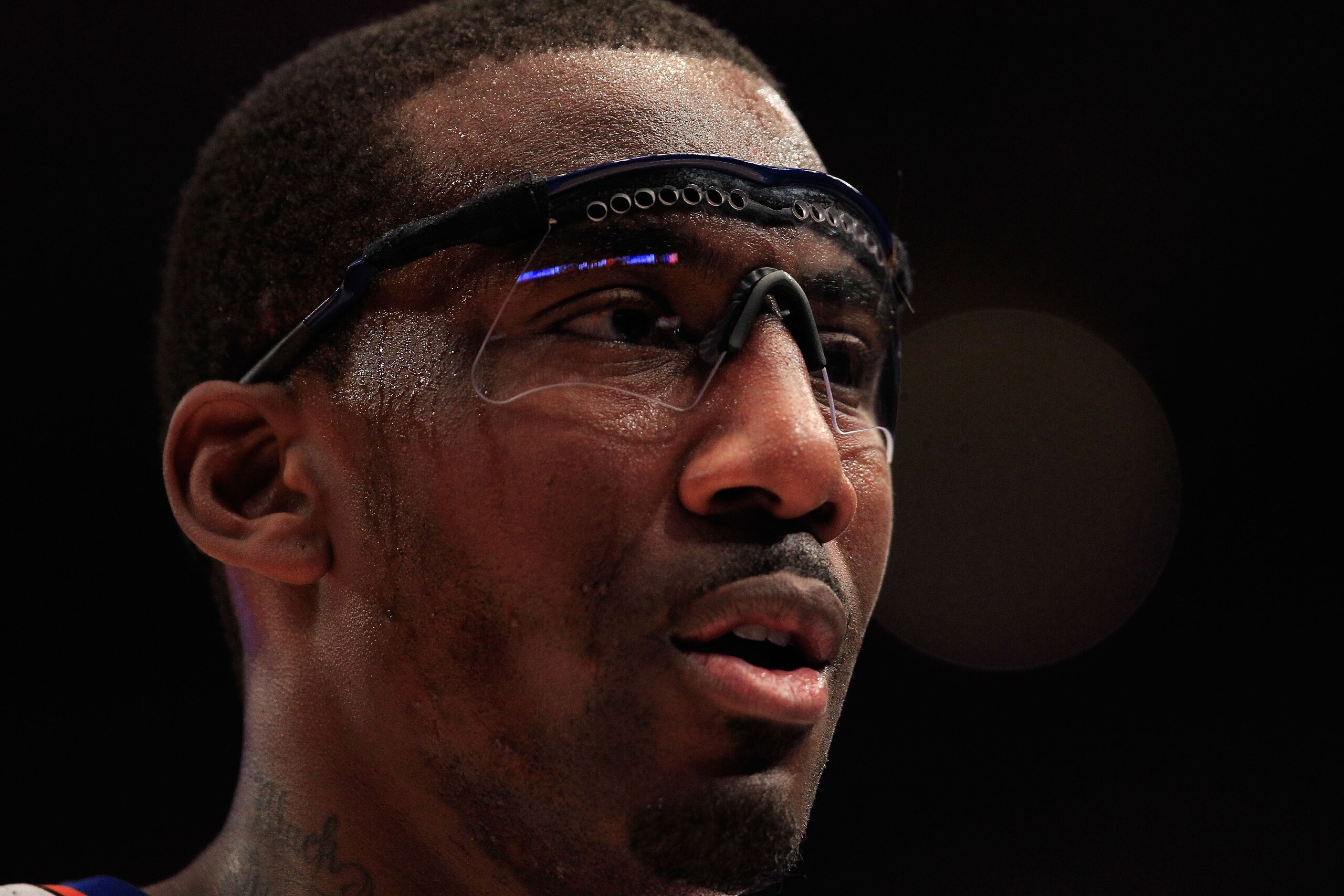 NEW YORK, NY - JANUARY 24: Amar'e Stoudemire #11 of the New York Knicks on court against the Washington Wizards at Madison Square Garden on January 24, 2011 in New York City. NOTE TO USER: User expressly acknowledges and agrees that, by downloading and/o NEW YORK, NY - JANUARY 24: Amar'e Stoudemire #11 of the New York Knicks on court against the Washington Wizards at Madison Square Garden on January 24, 2011 in New York City. NOTE TO USER: User expressly acknowledges and agrees that, by downloading and/o