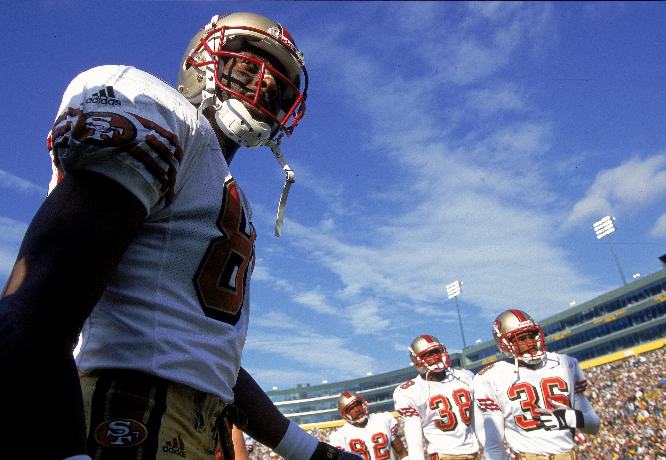 15 Oct 2000:  Jerry Rice #80 of the San Francisco 49ers stands on the field as the team lines up during the game against the Green Bay Packers at Lambeau Field in Green Bay, Wisconsin. The Packers defeated the 49ers 31-28.Mandatory Credit: Jonathan Daniel